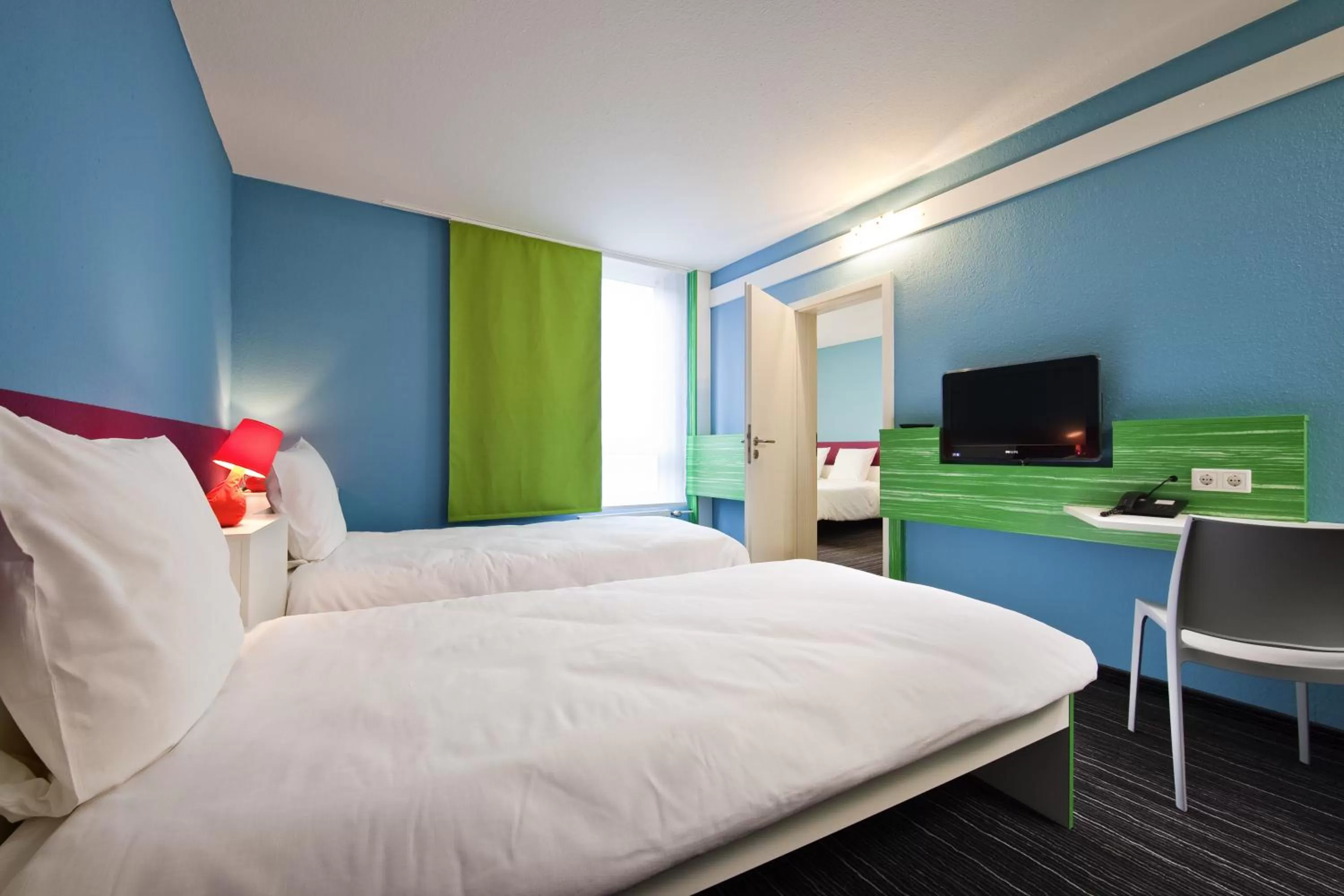 Twin Room in ibis Styles Duesseldorf-Neuss