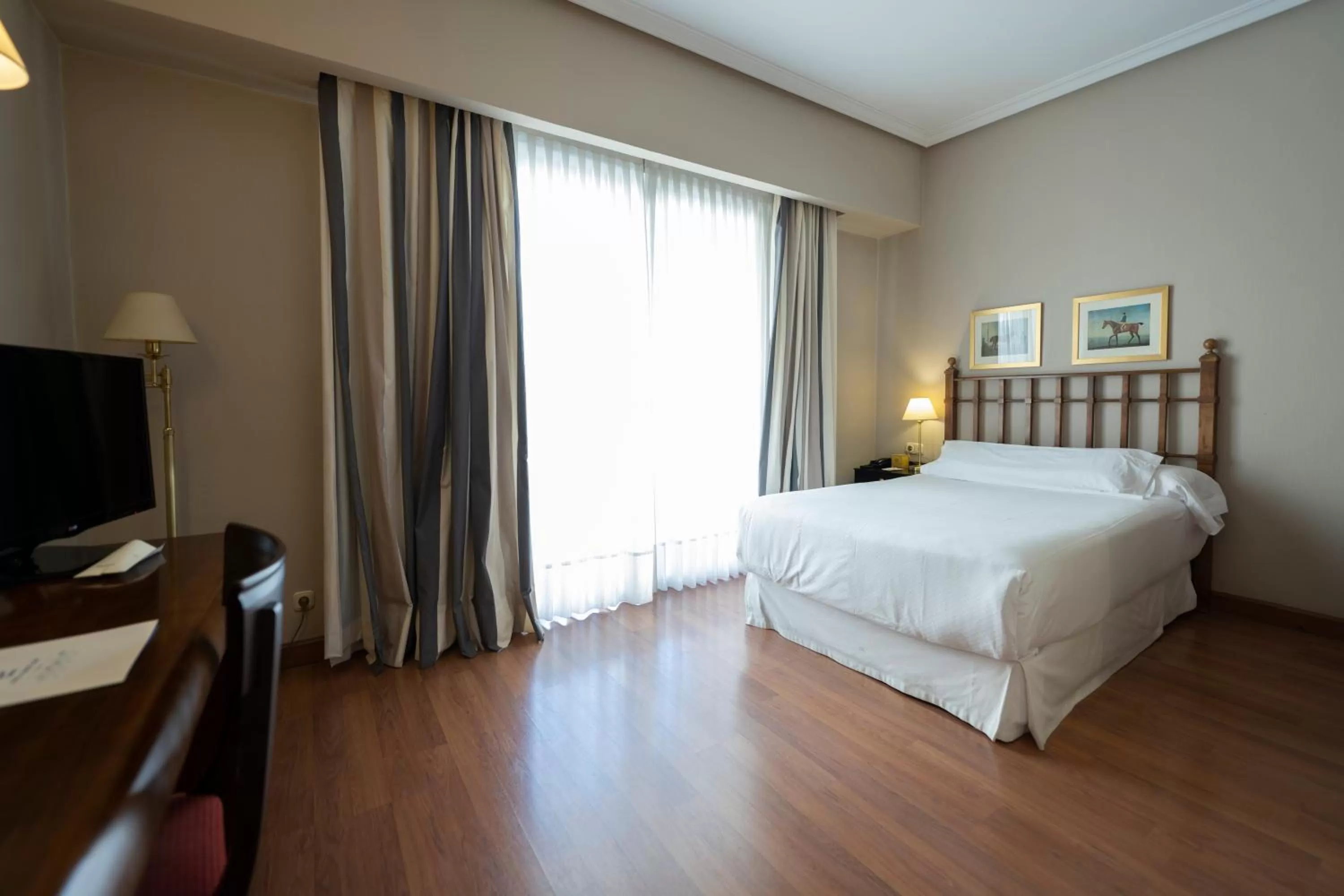 Single Room in Barceló León Conde Luna