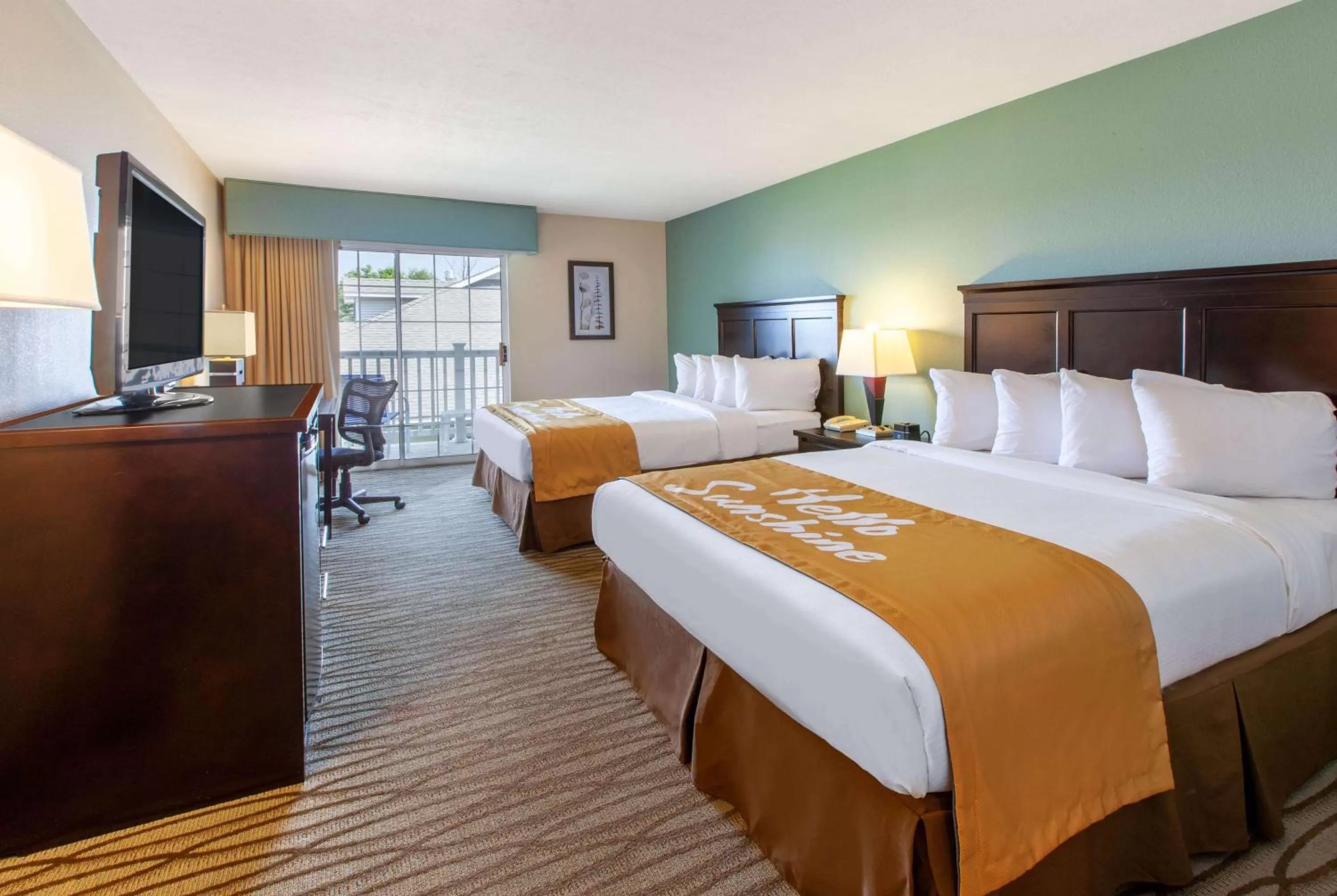 Deluxe Queen Room with Two Queen Beds - Non-Smoking in Days Inn by Wyndham Petoskey