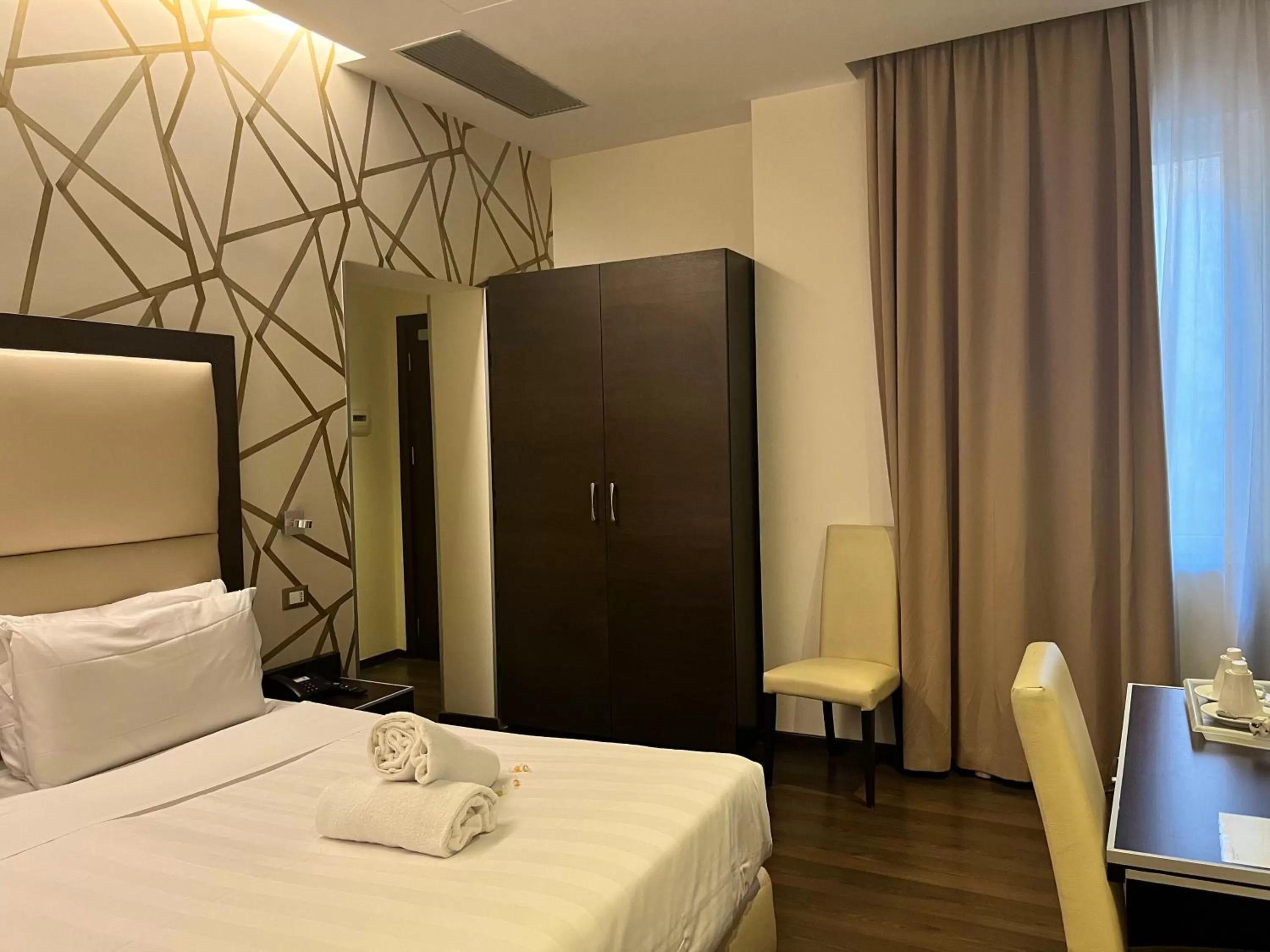 Large Double or Twin Room in Catone District Hotel