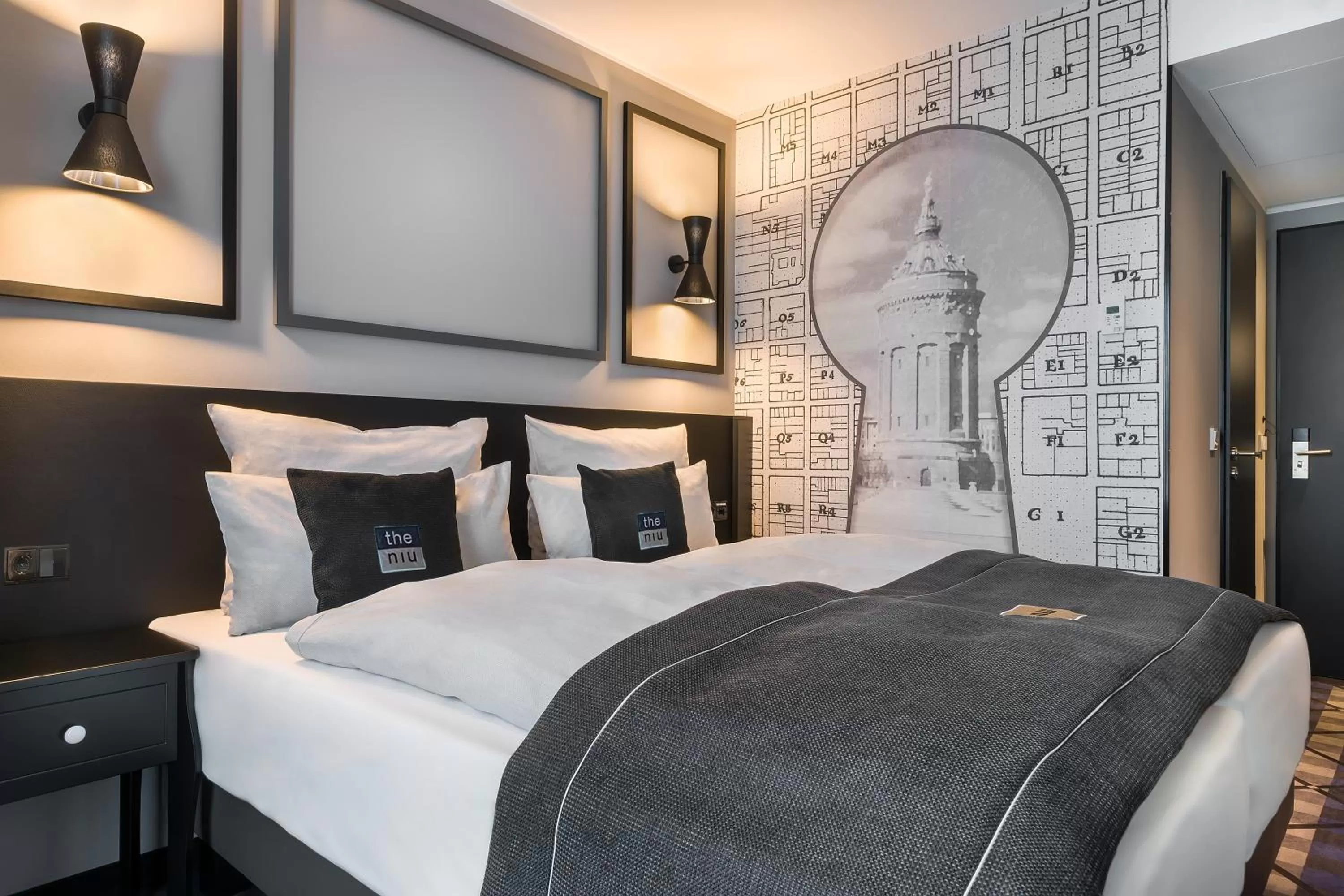 Standard Double Room in Holiday Inn - the niu, Square Mannheim by IHG