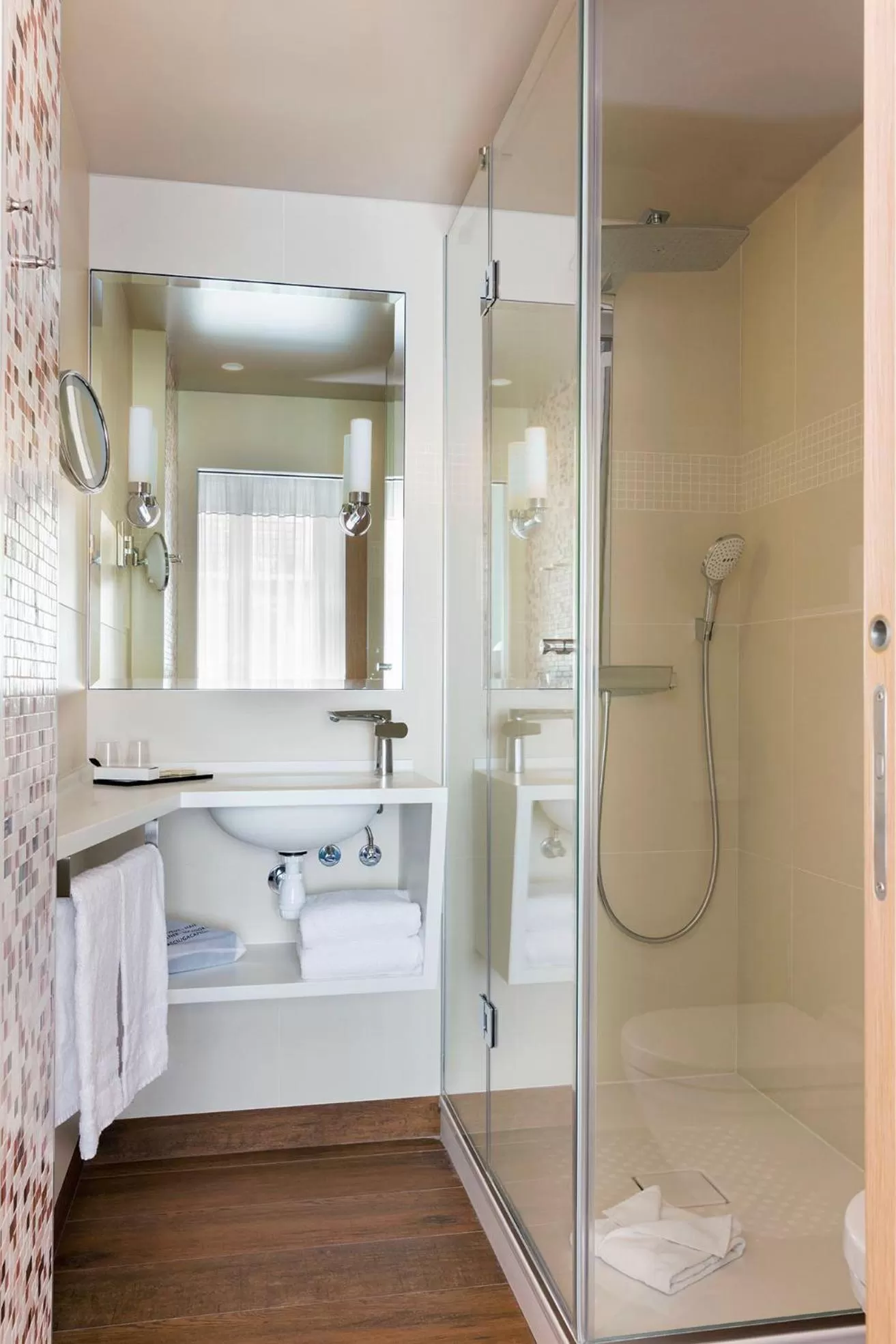 Standard Twin Room in Hôtel Magellan