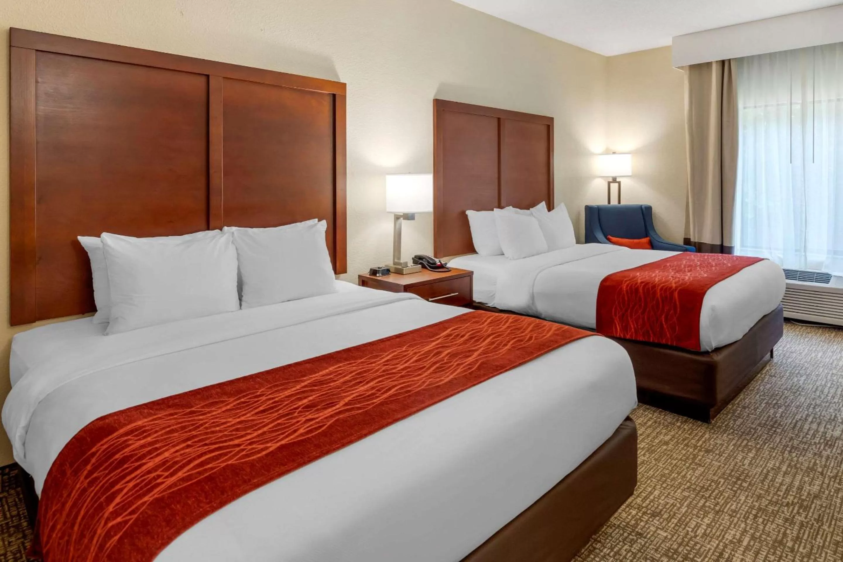 Queen Room with Two Queen Beds - Non-Smoking in comfort & inn Suites