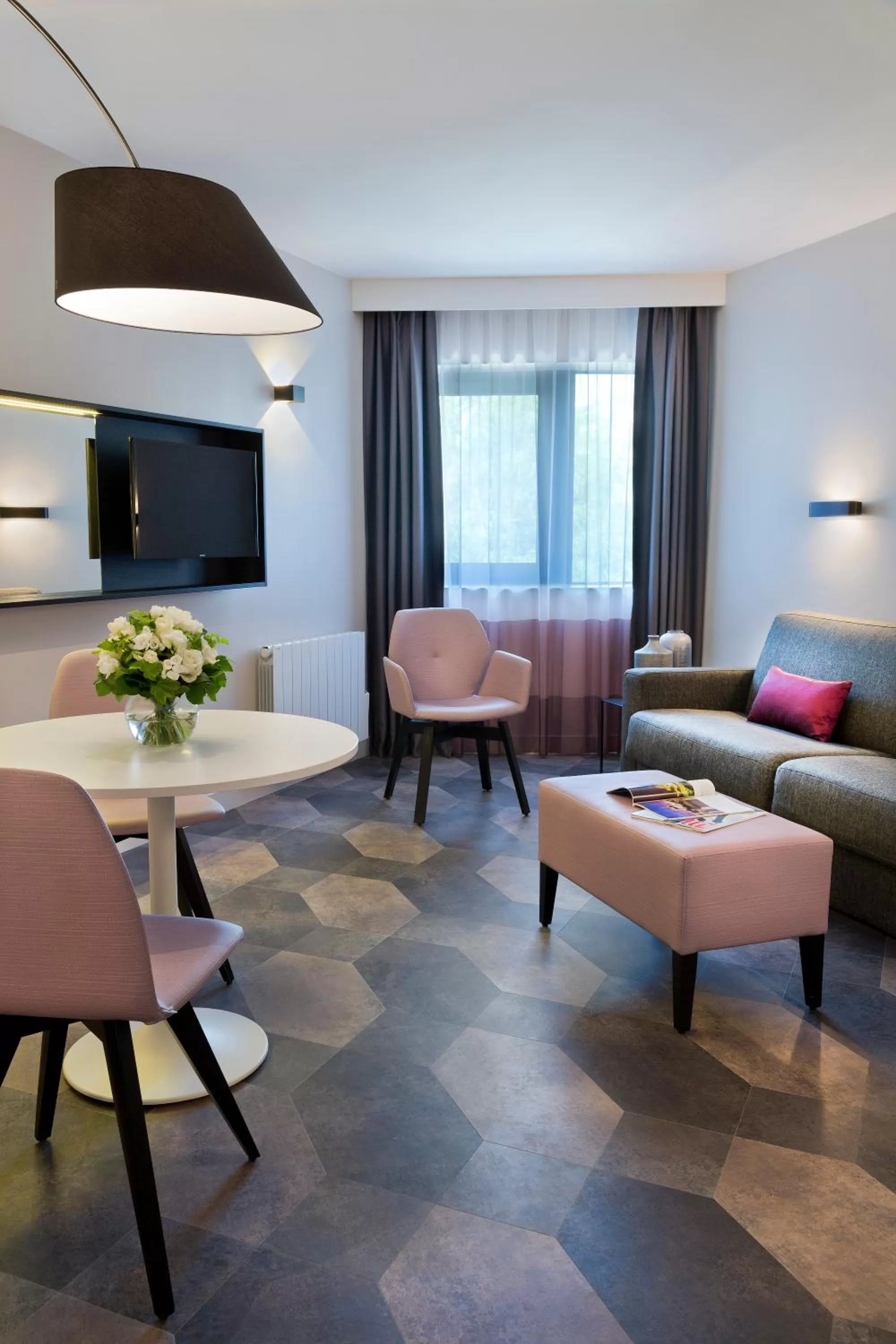 Apartment in Citadines Trocadéro Paris