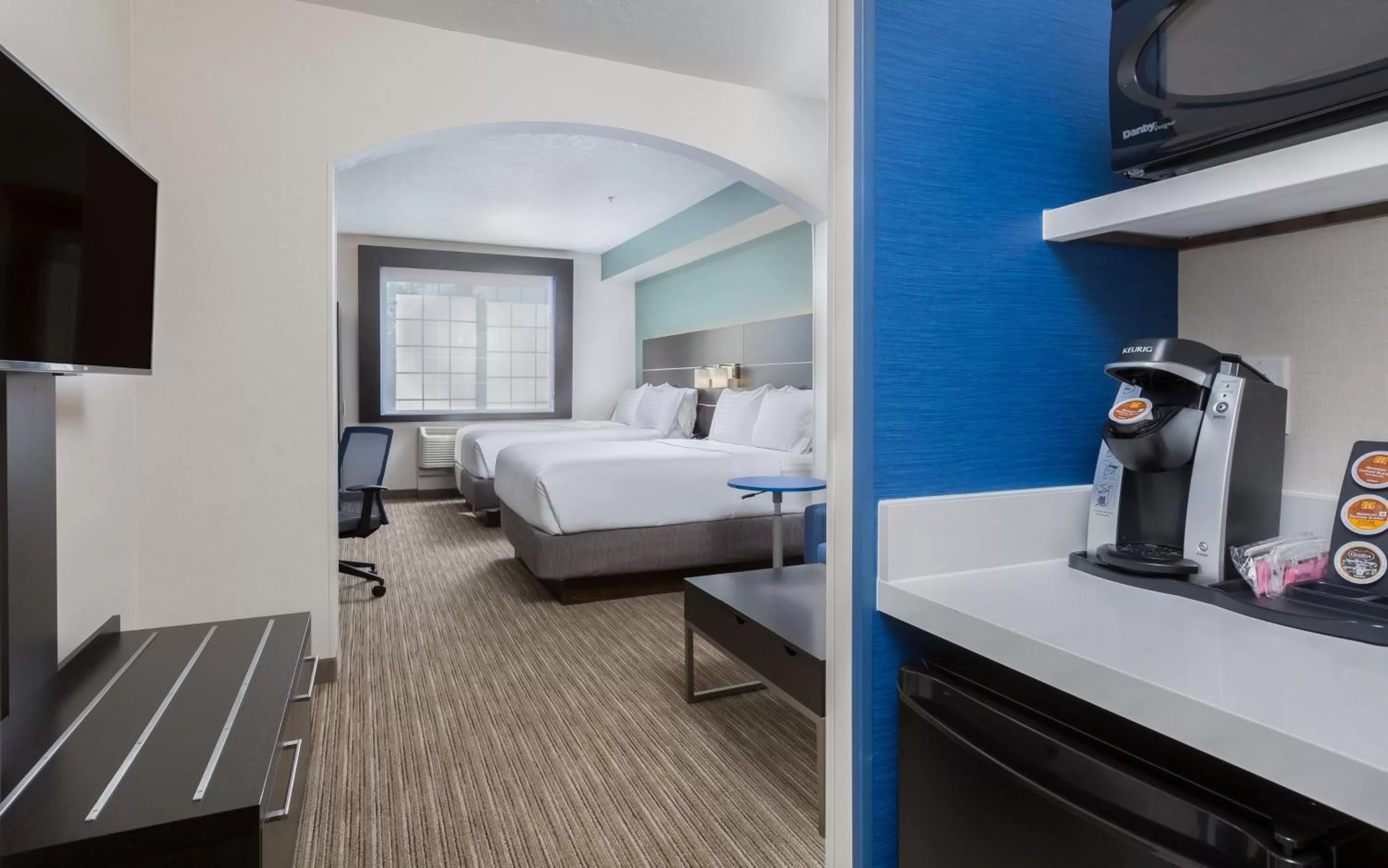 Suite with Two Queen Beds in Holiday Inn Express Hotel & Suites Eugene Downtown - University by IHG