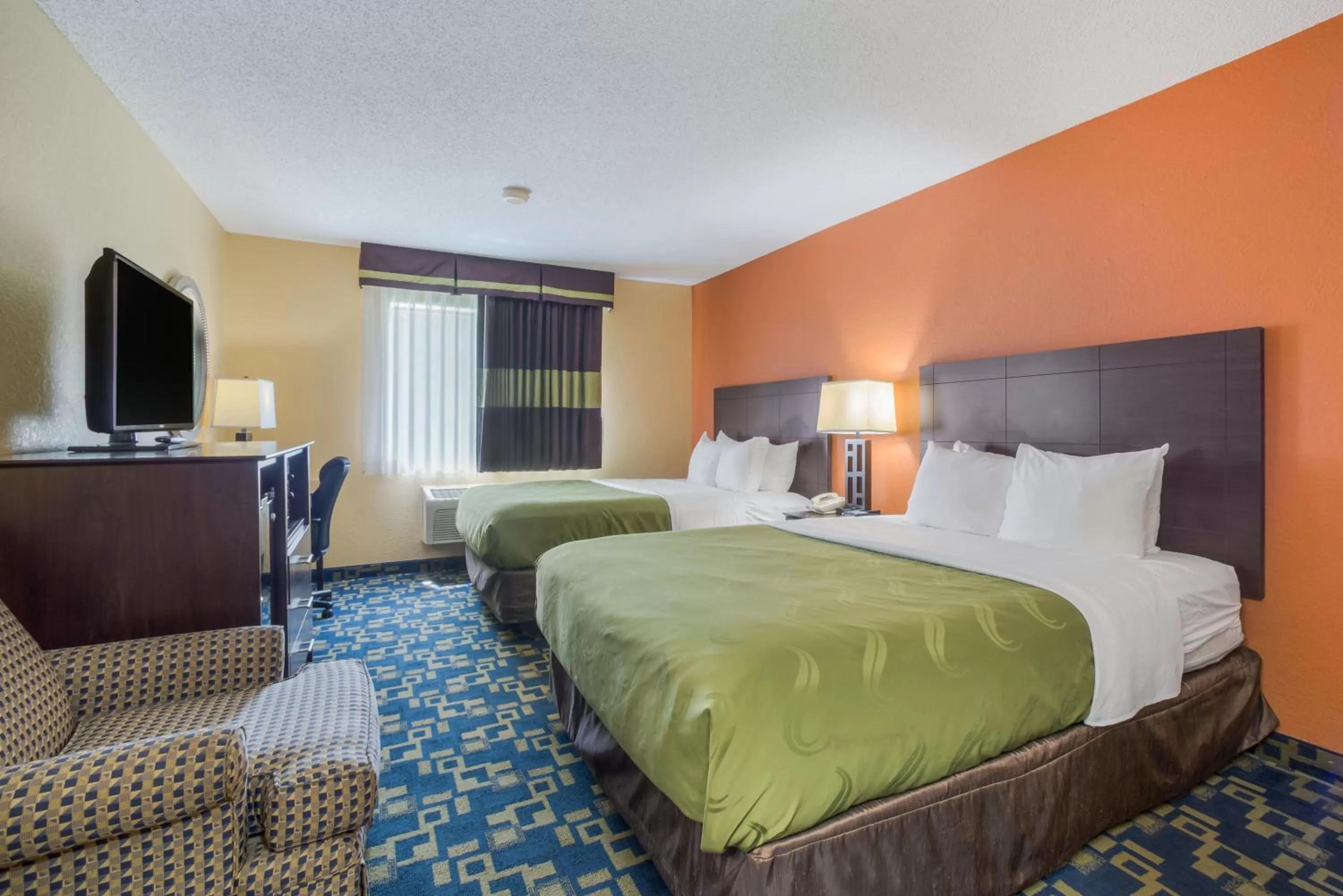 Superior Queen Suite with Two Queen Beds - Non Smoking in Quality Inn O'Fallon IL - St Louis