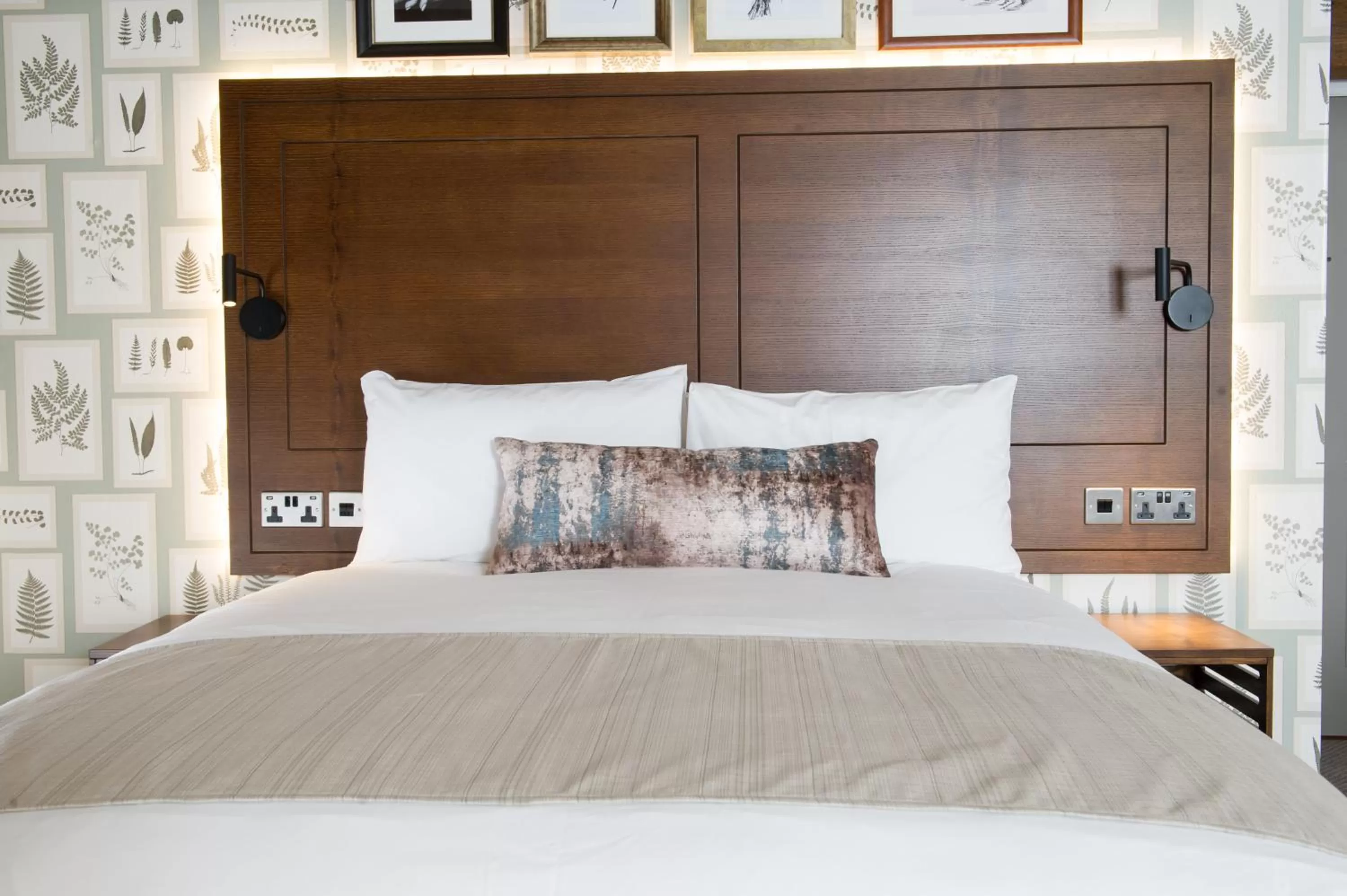 Double or Twin Room in The Foxglove by Innkeeper's Collection