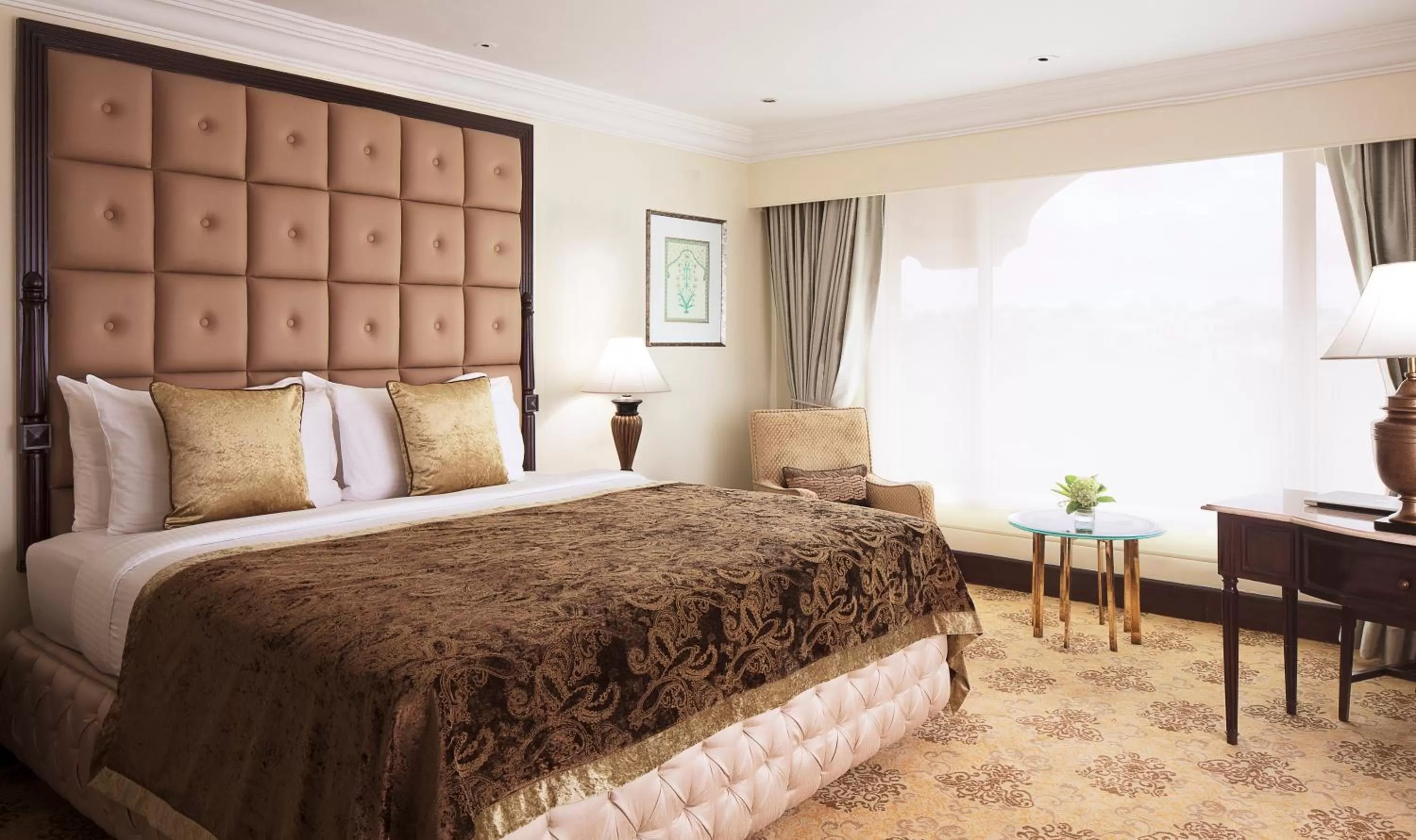 Deluxe Suite 1 Bedroom Lake View King Bed in Taj Krishna