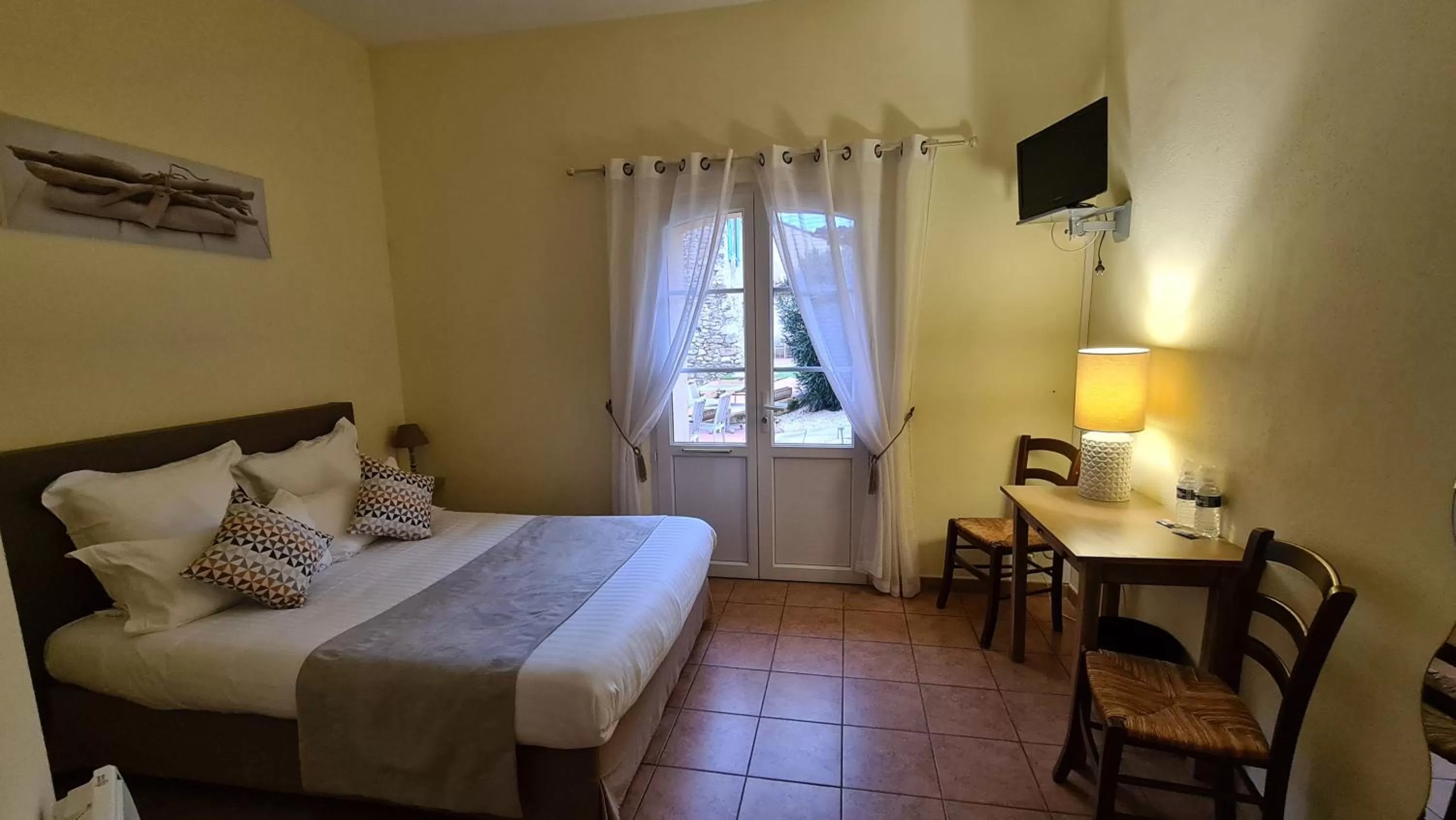 Double Room with Terrace in Logis Hôtel La Bastide Saint Bach