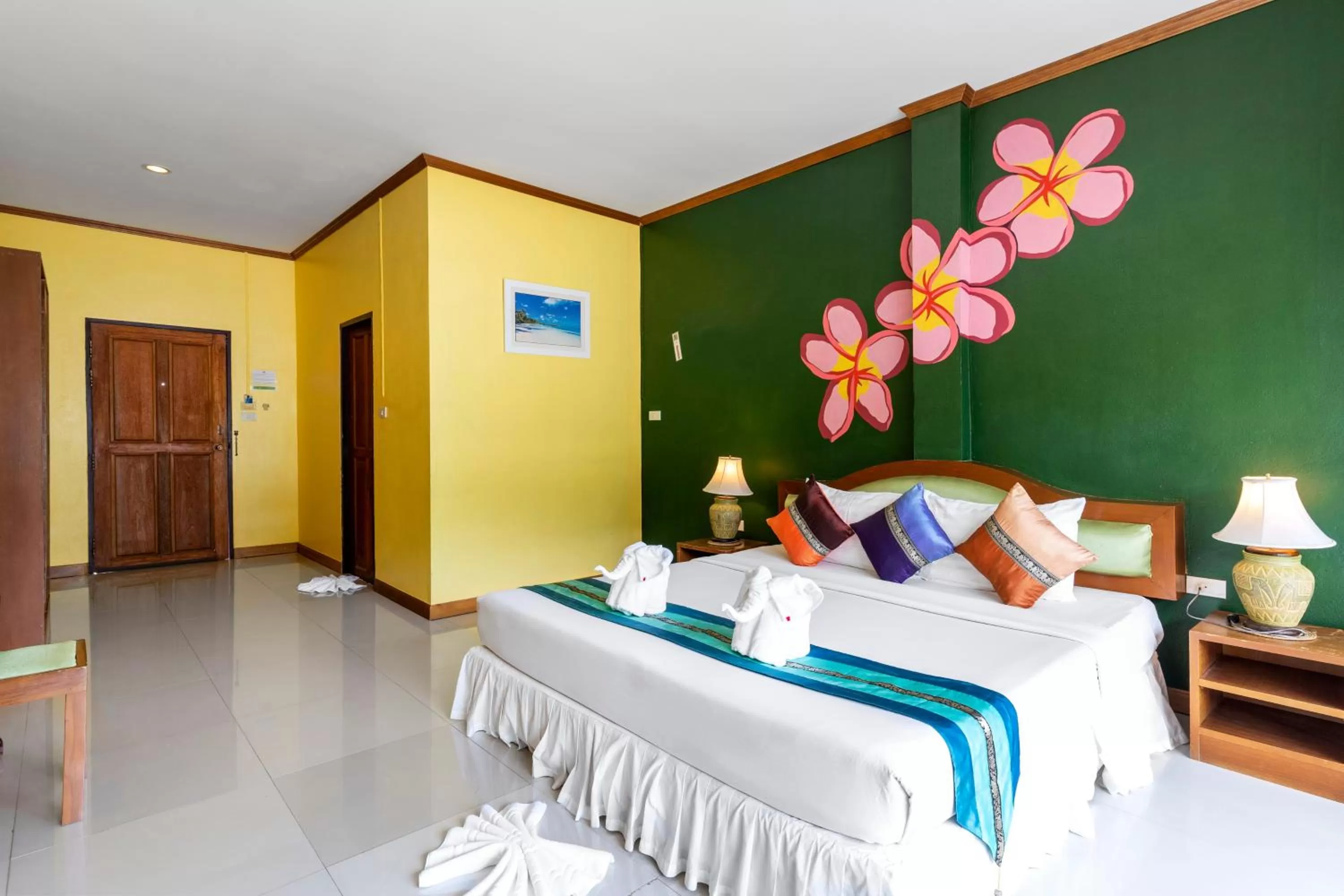 Standard Double Room with Street View in Coconut Beach Resort, Koh Chang