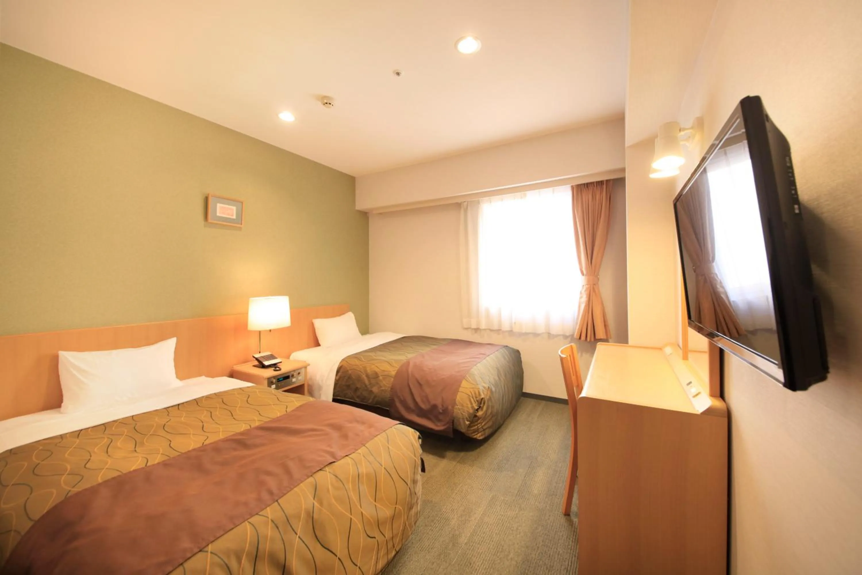 Twin Room - Non-Smoking in Hotel Grand City