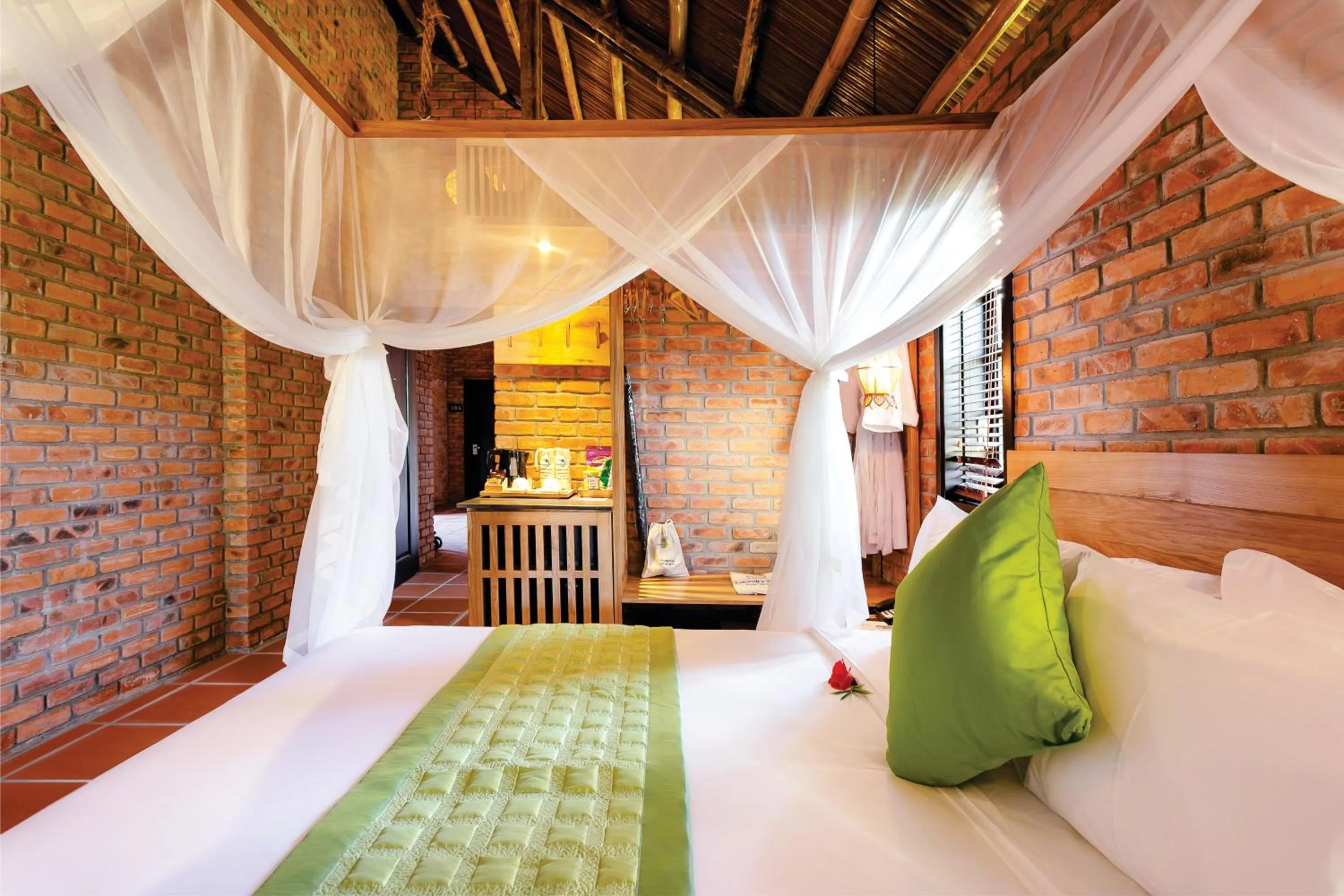 Deluxe Double Room with Garden View in ENSO Retreat Hoi An - Rediscovery & Serenity