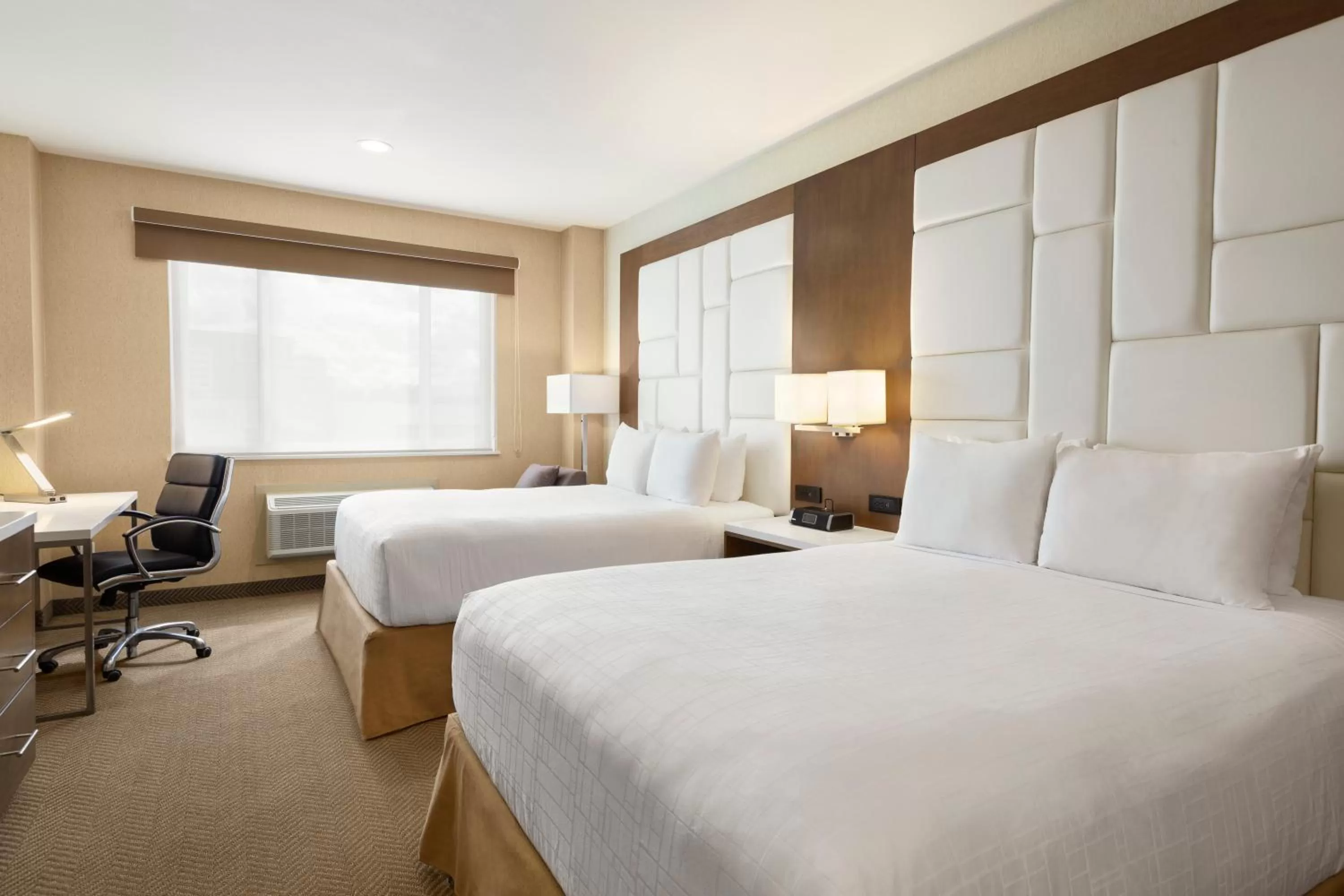 Queen Room with Two Queen Beds - Non-Smoking in Wyndham Anaheim