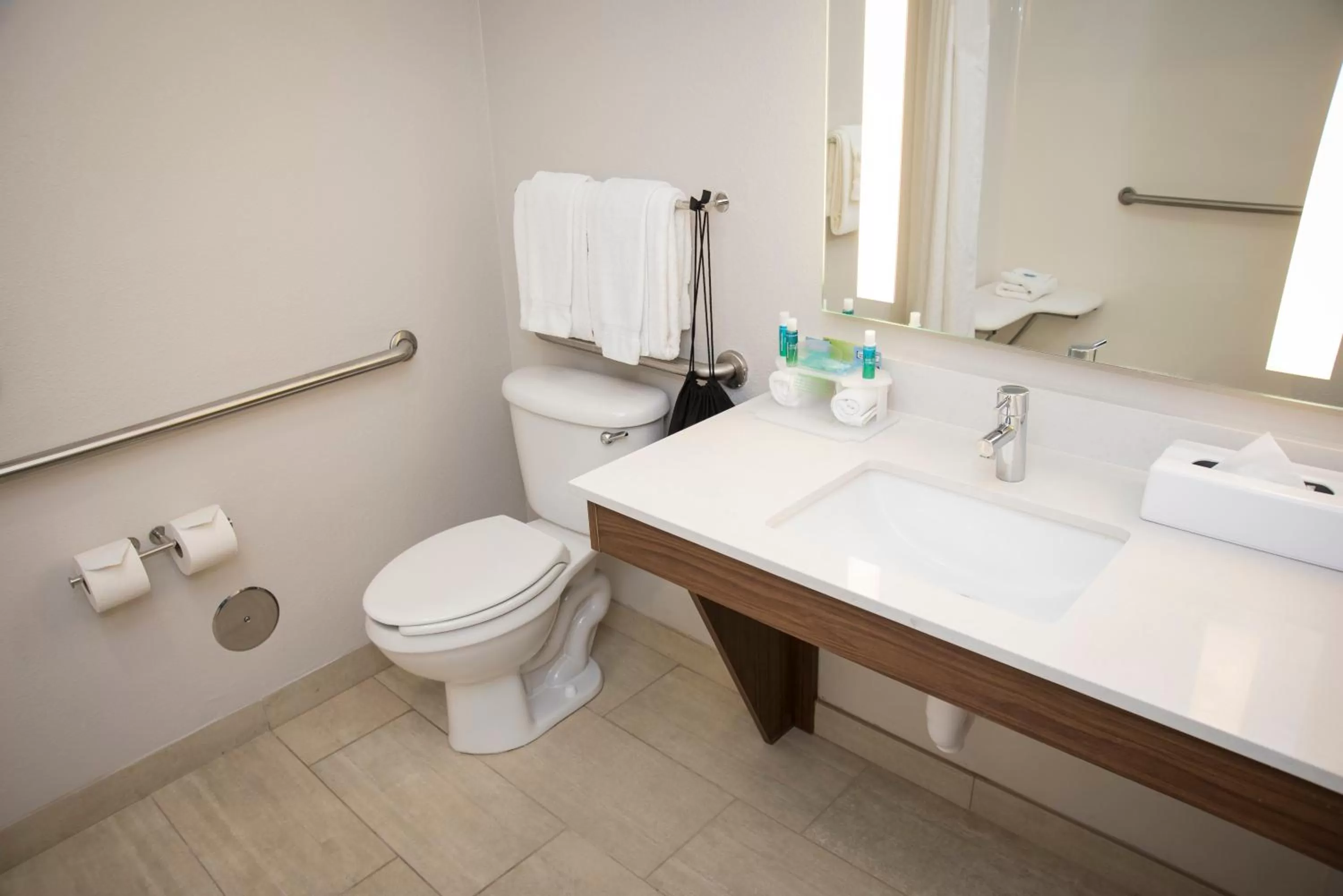 King Room - Non-Smoking in Holiday Inn Express Hotel & Suites Lexington-Downtown University, an IHG Hotel