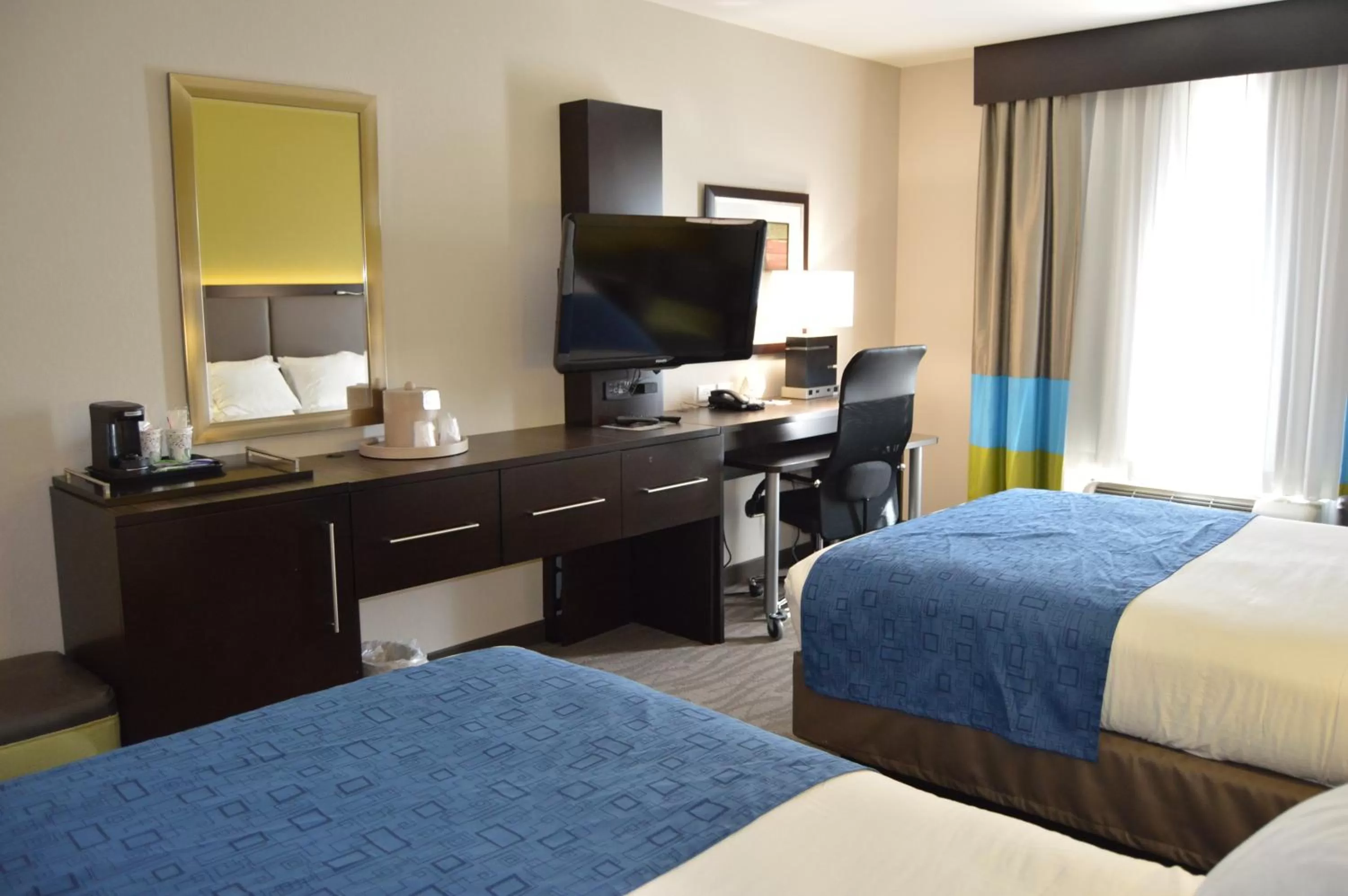 Standard Queen Room with Two Queen Beds in Holiday Inn Express El Reno by IHG