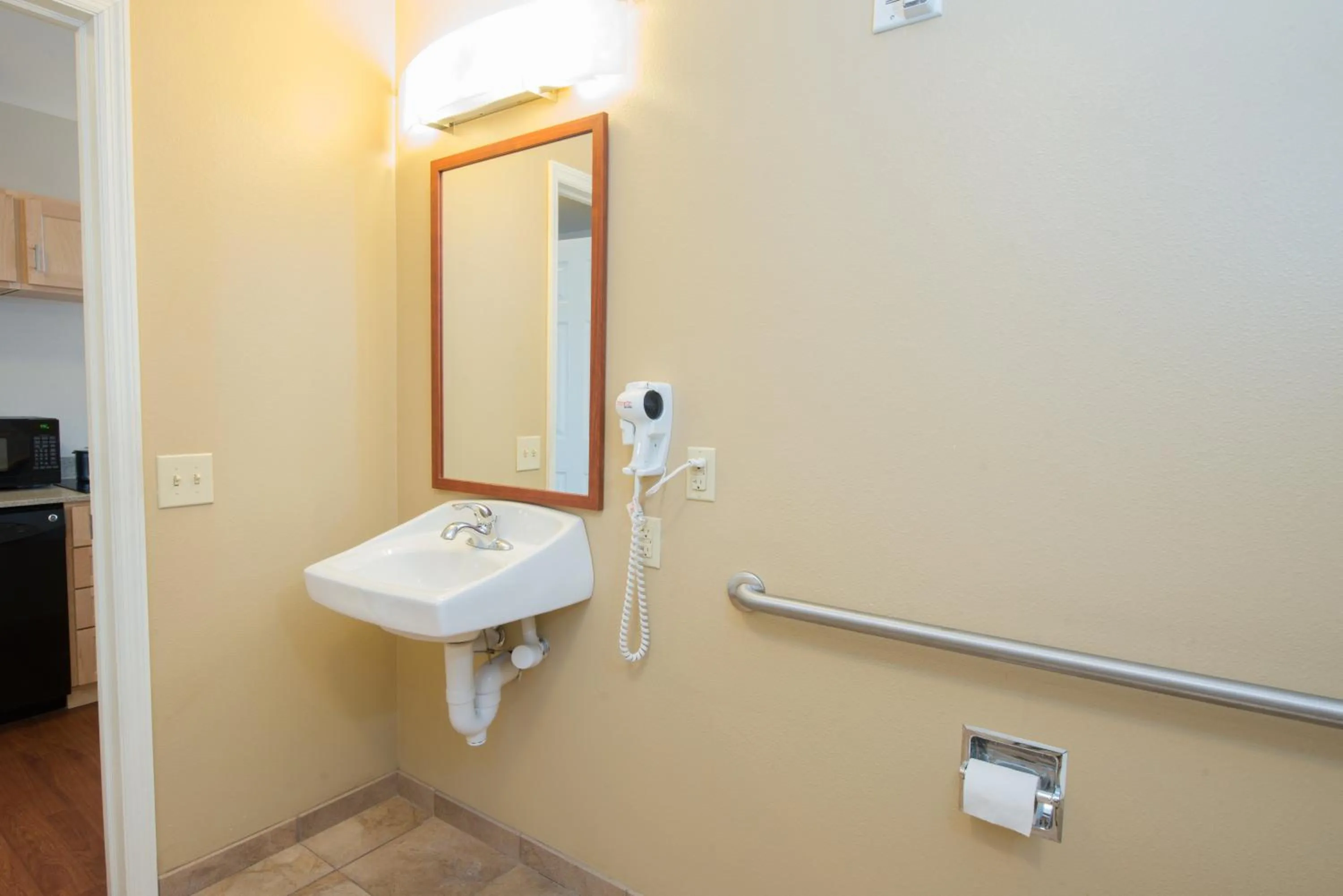 Suite with Two Double Beds - Hearing Accessible in Candlewood Suites Minot by IHG