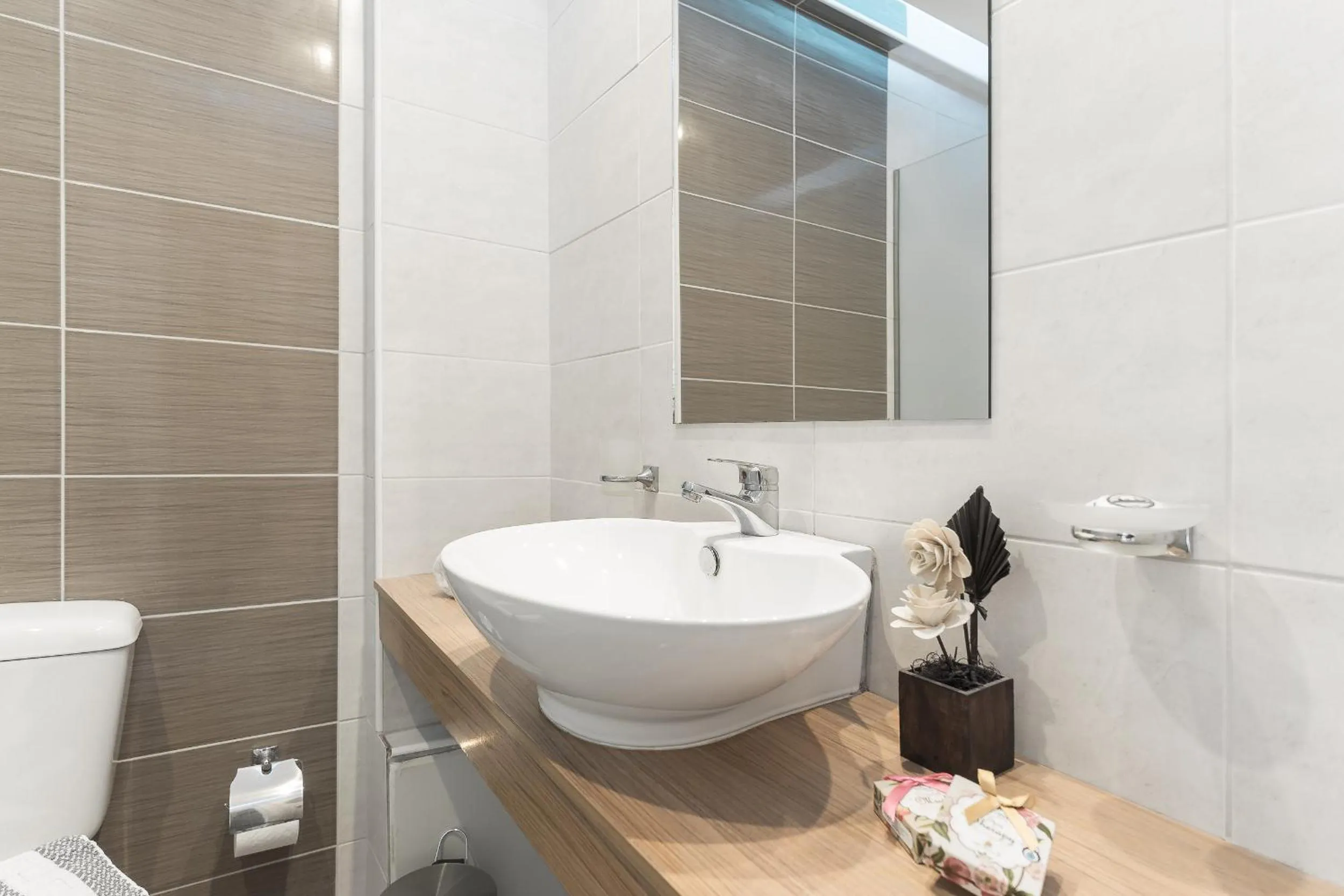 Classic Room Lower Floor in City Center Hotel