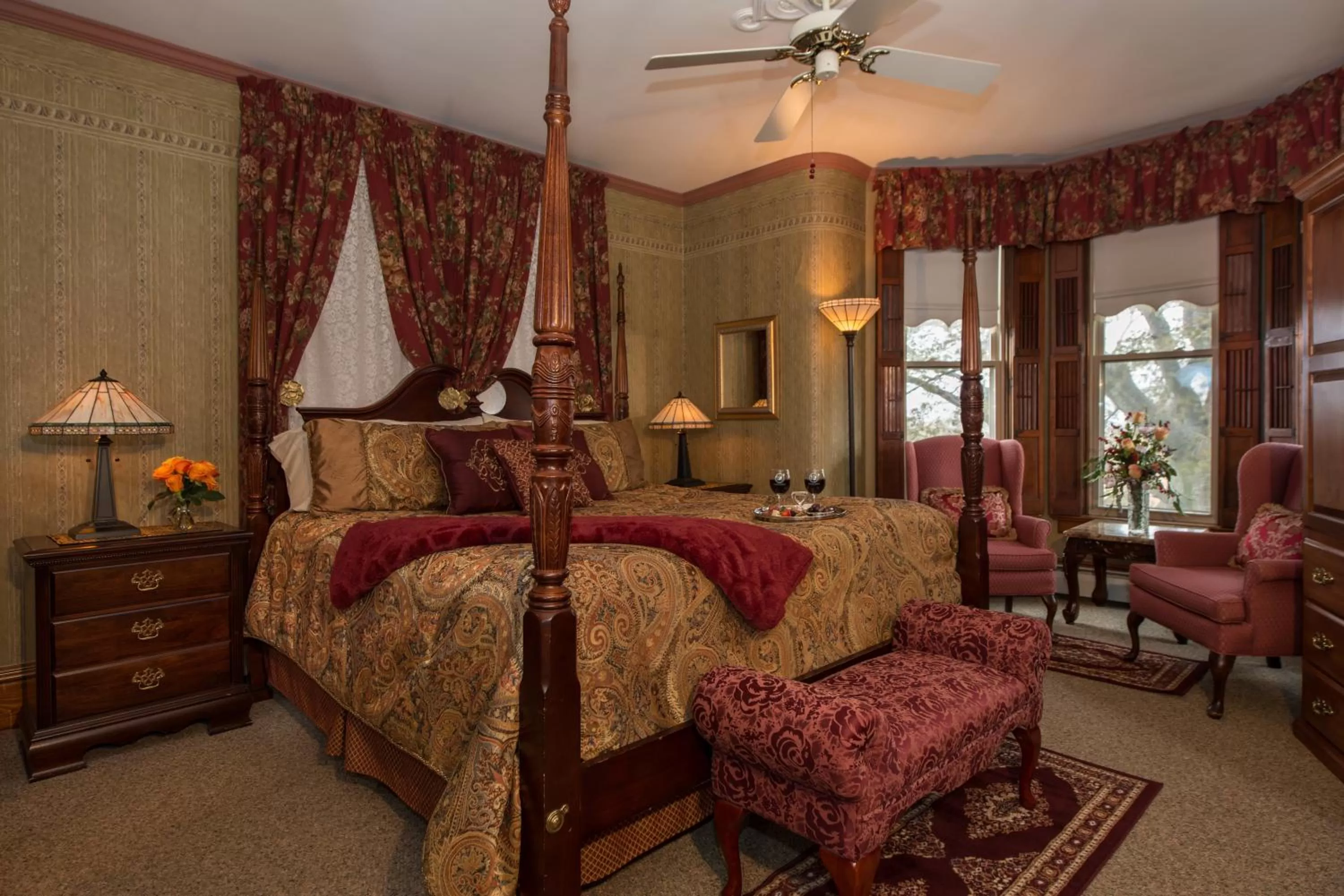 Superior Suite in Sutherland House Victorian Bed and Breakfast