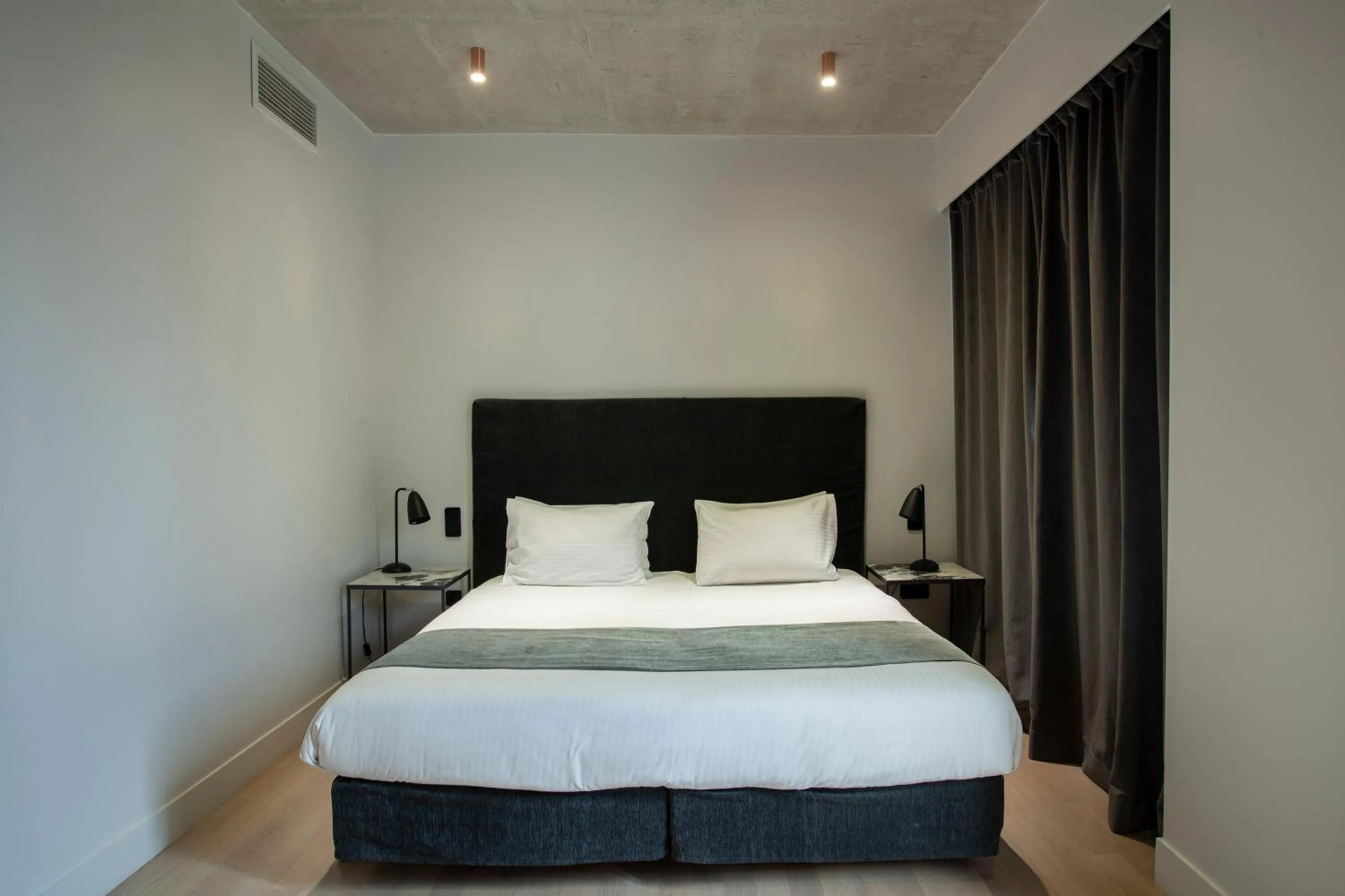 Family Room with Bath in Art Suites Korai