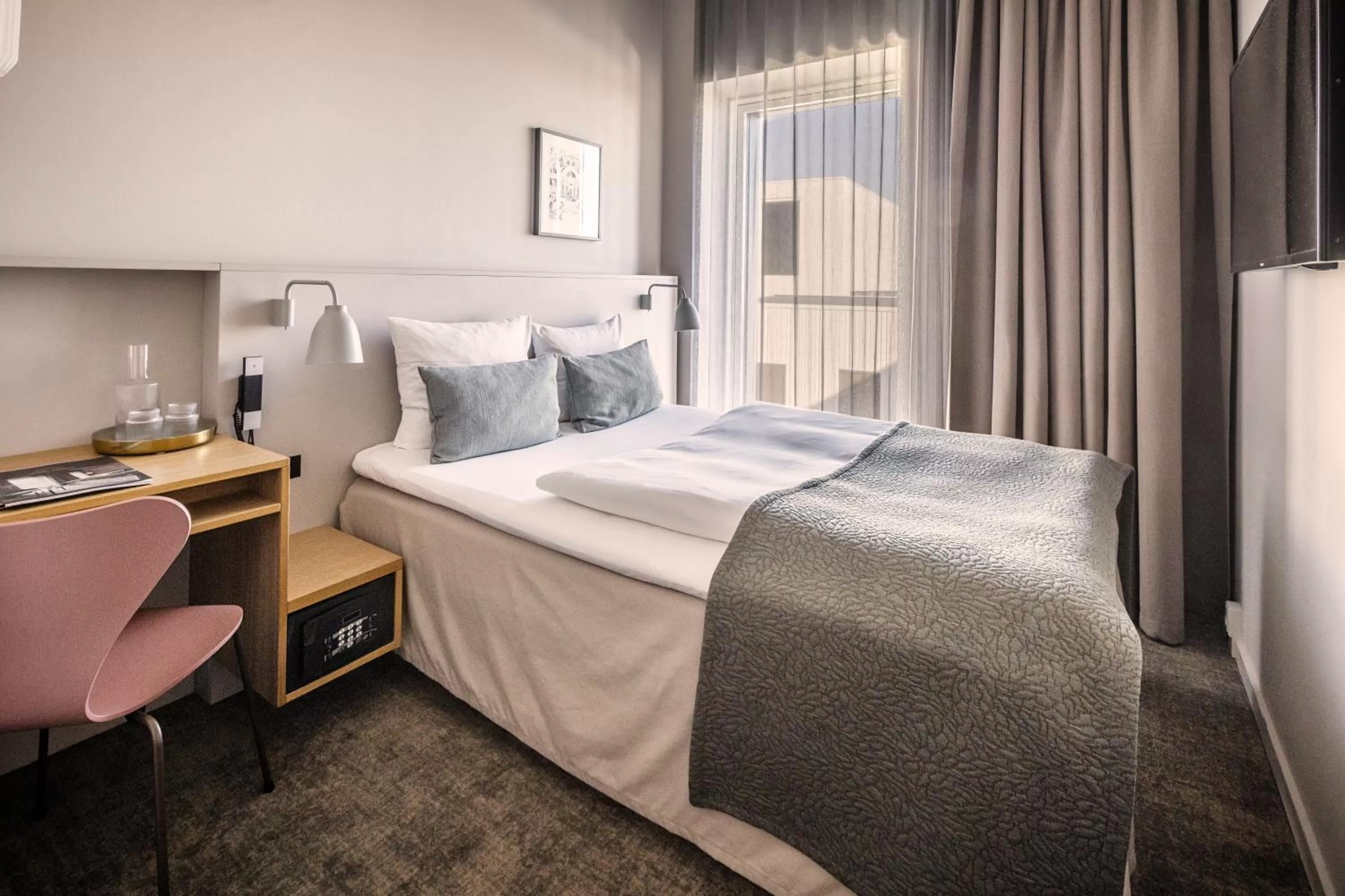 Standard Single Room in Hotel Odeon