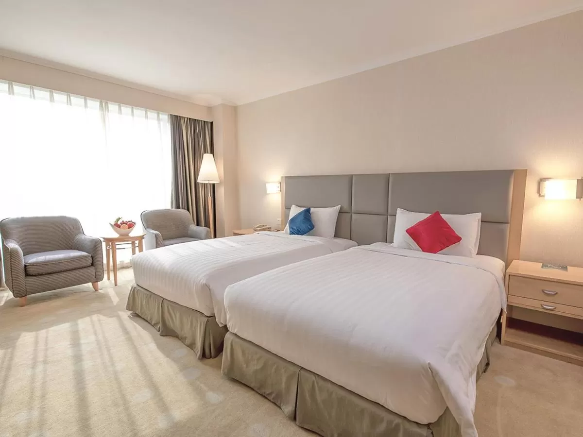 Executive Twin Room Premier Floor - single occupancy in Beijing XinQiao Hotel