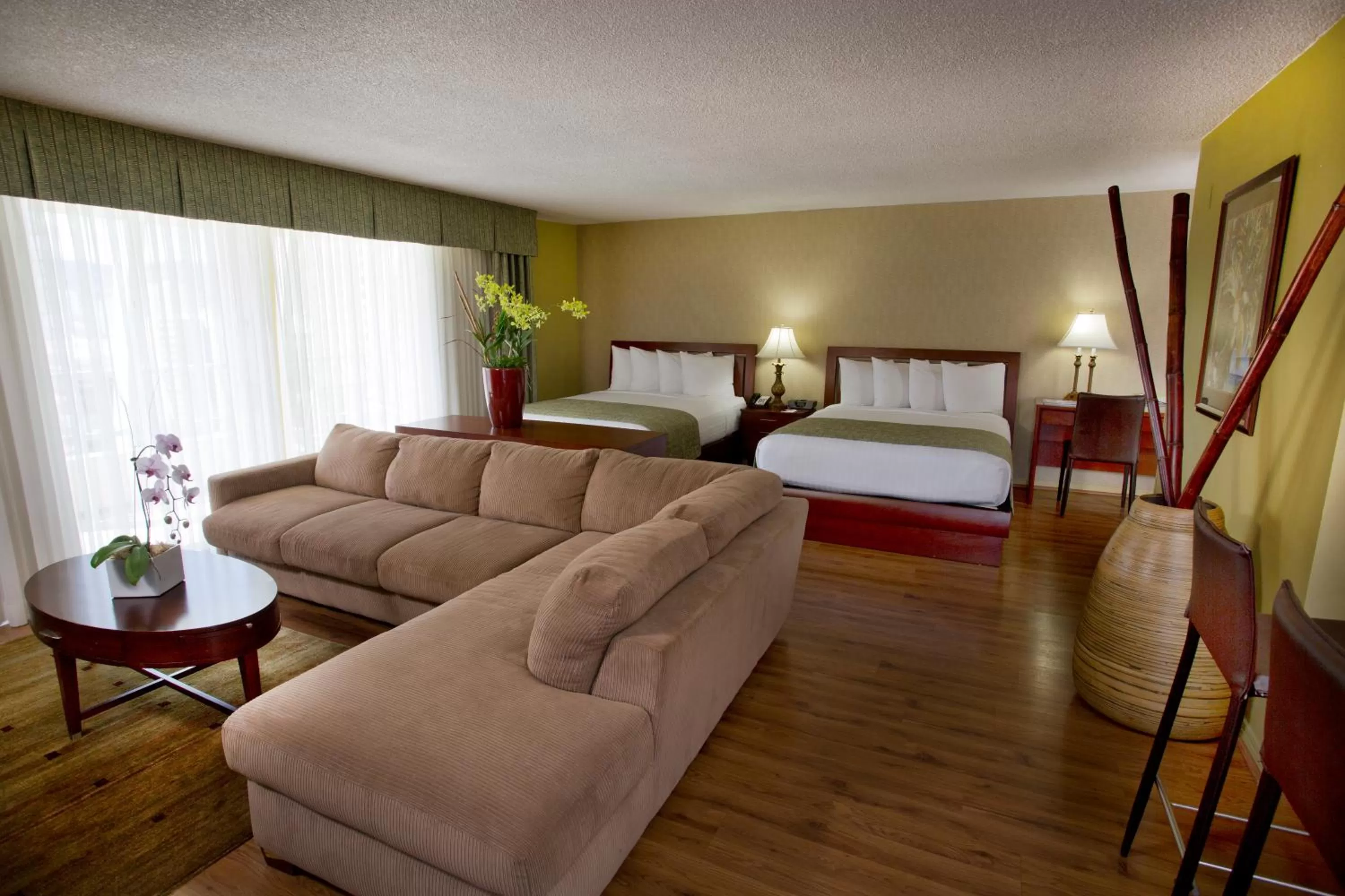 Studio Suite with Two Queen Beds - Non-Smoking in Ramada Plaza by Wyndham Waikiki