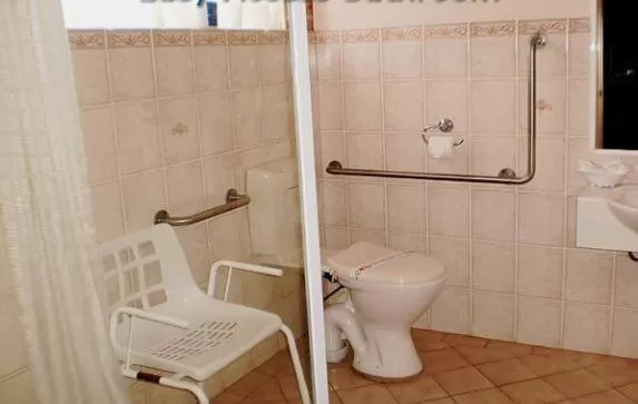 Studio - Disability Access in Lake Haven Motor Inn