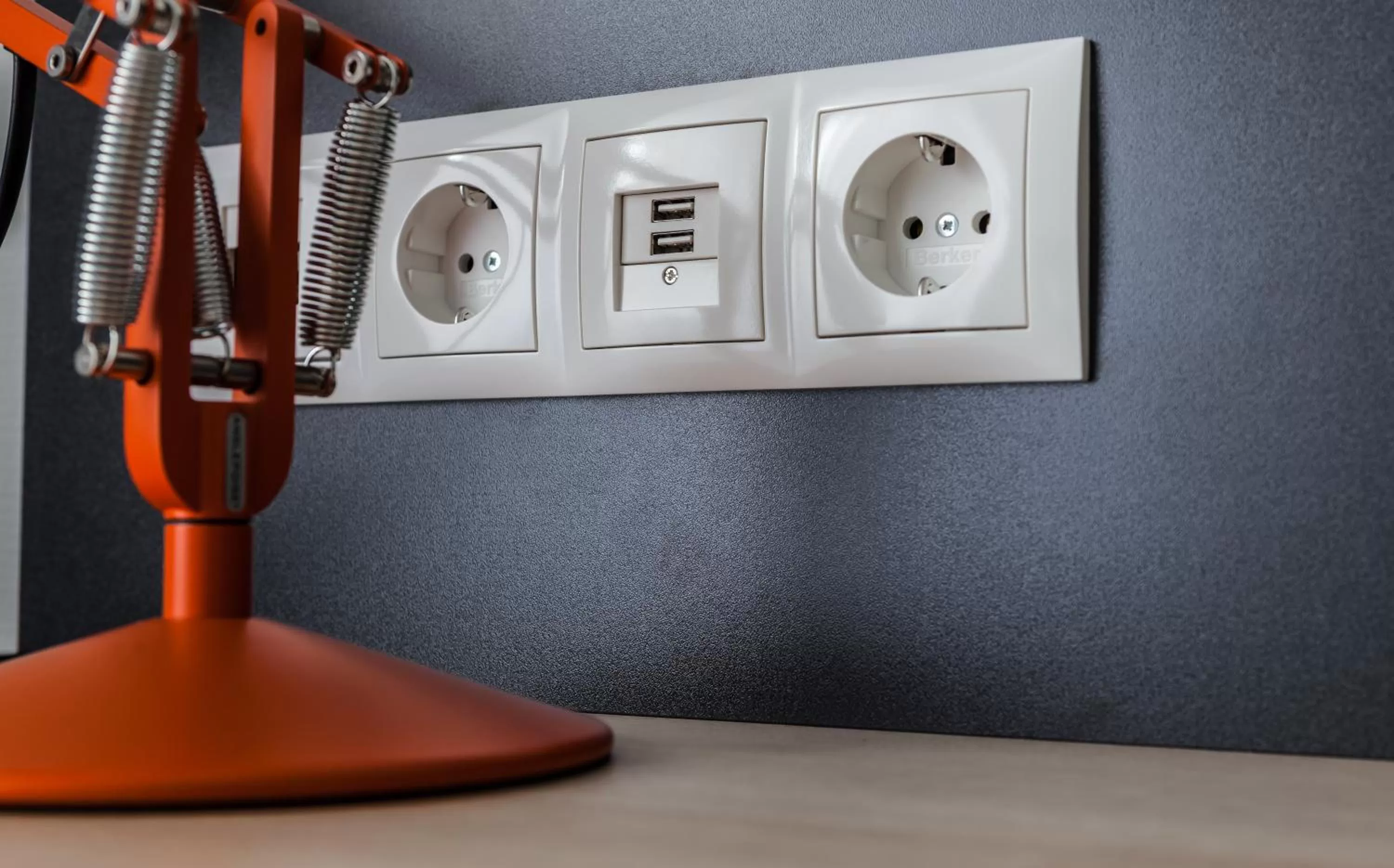 Standard Queen Room with Balcony in Holiday Inn Munich - South by IHG