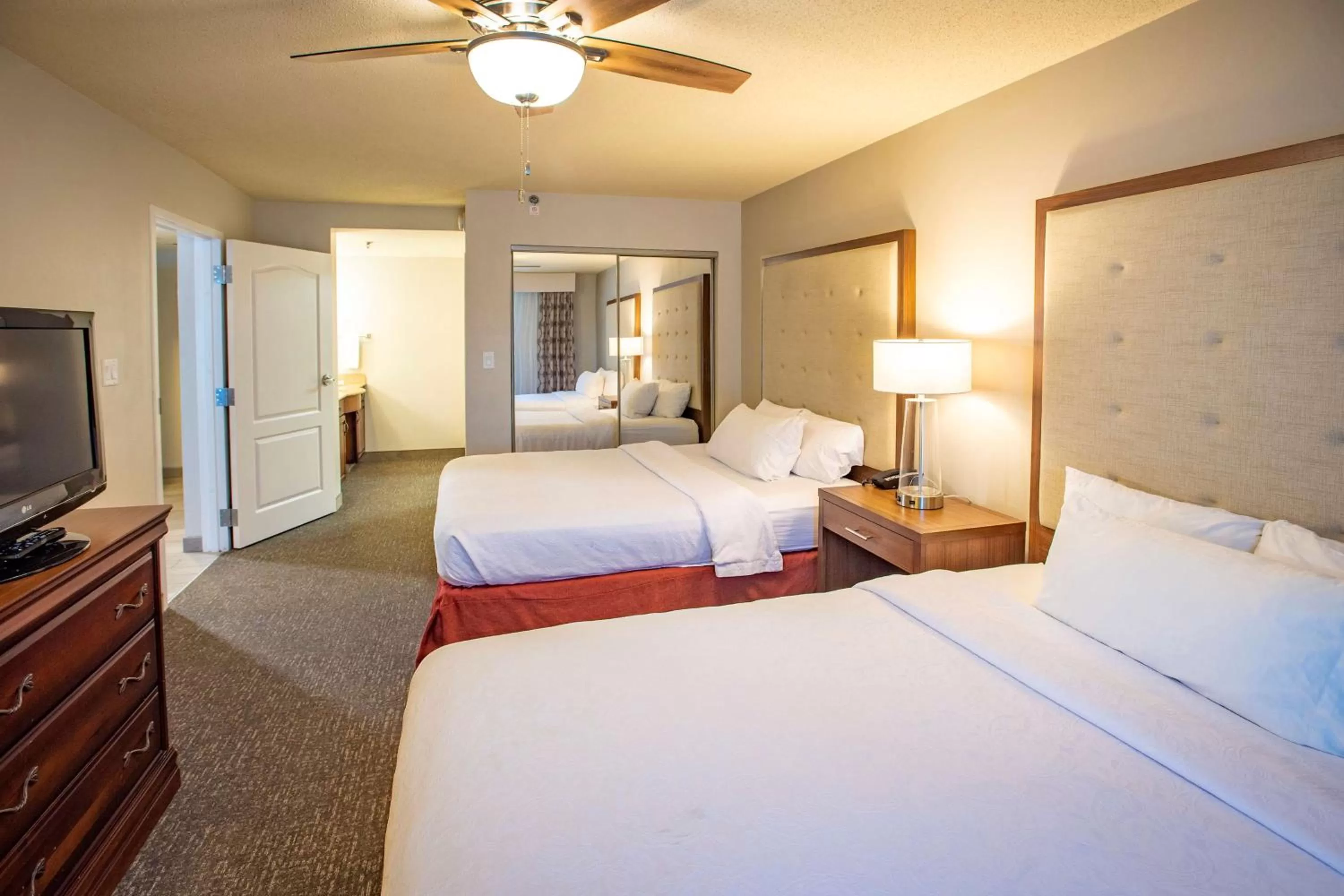 Suite with One King Bed and Two Queen Beds - Non-Smoking in Homewood Suites by Hilton Pensacola Airport-Cordova Mall Area