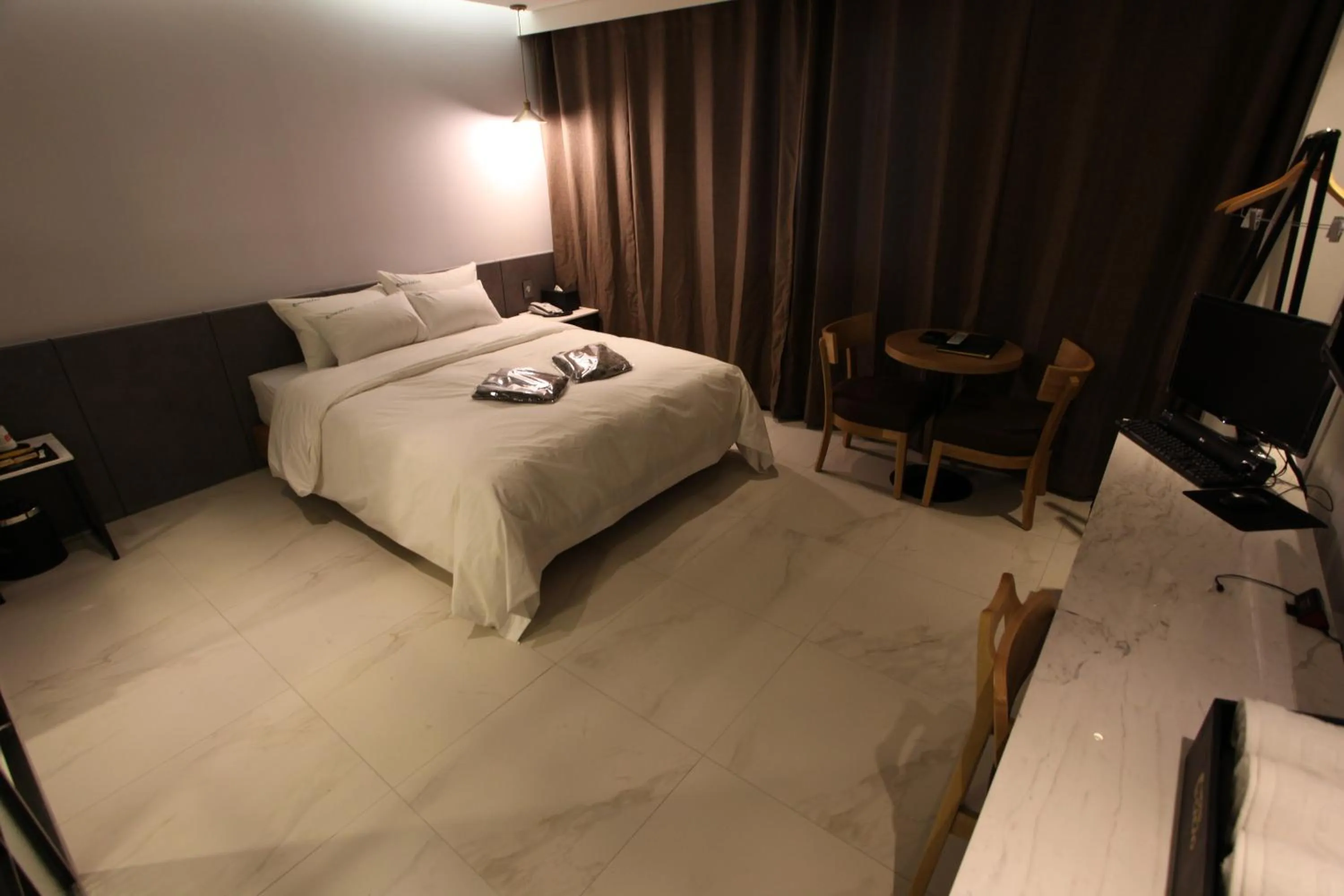 Standard Twin Room in Hotel Cacao