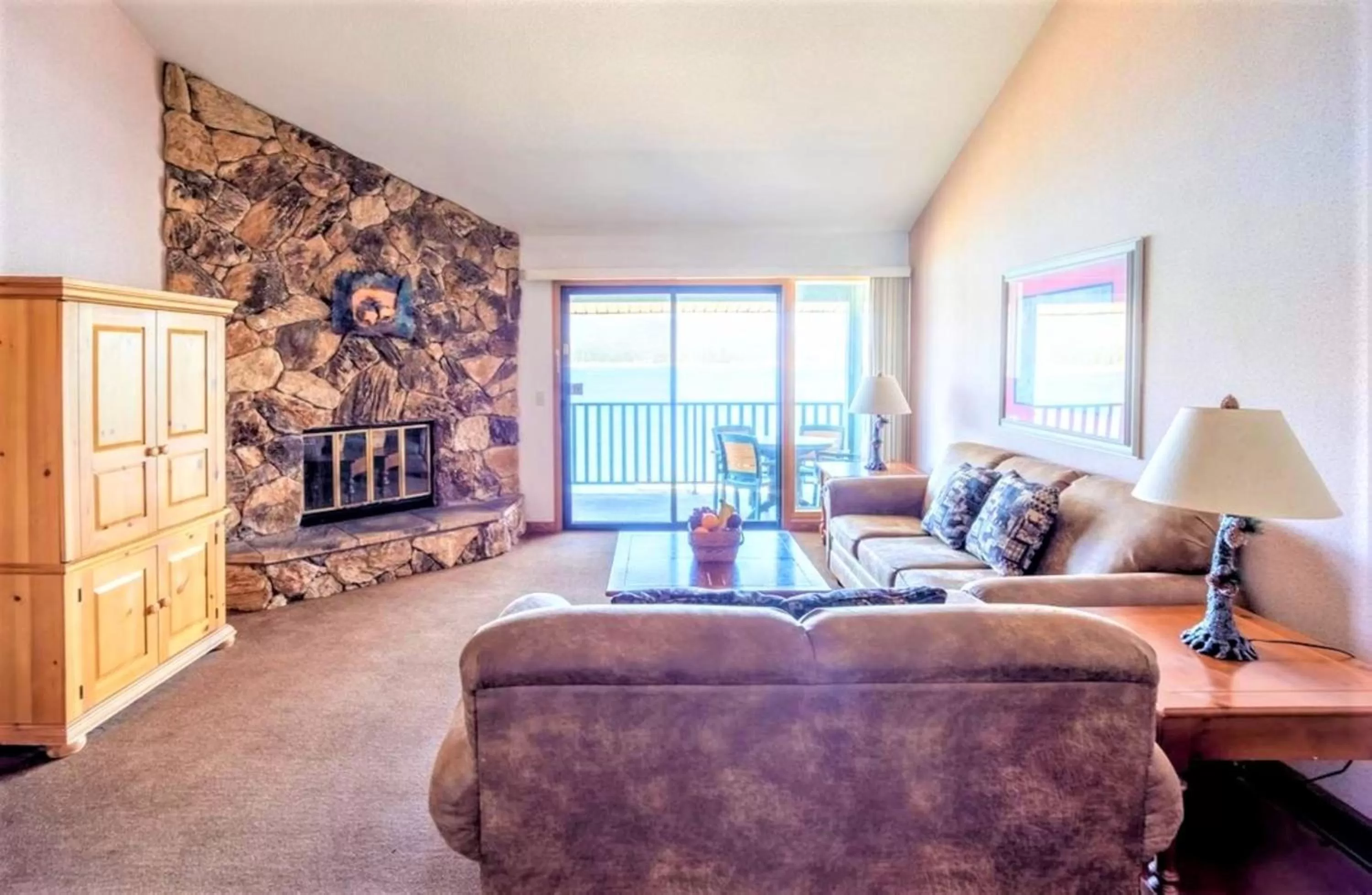 Apartment with Lake View in Lagonita Lodge