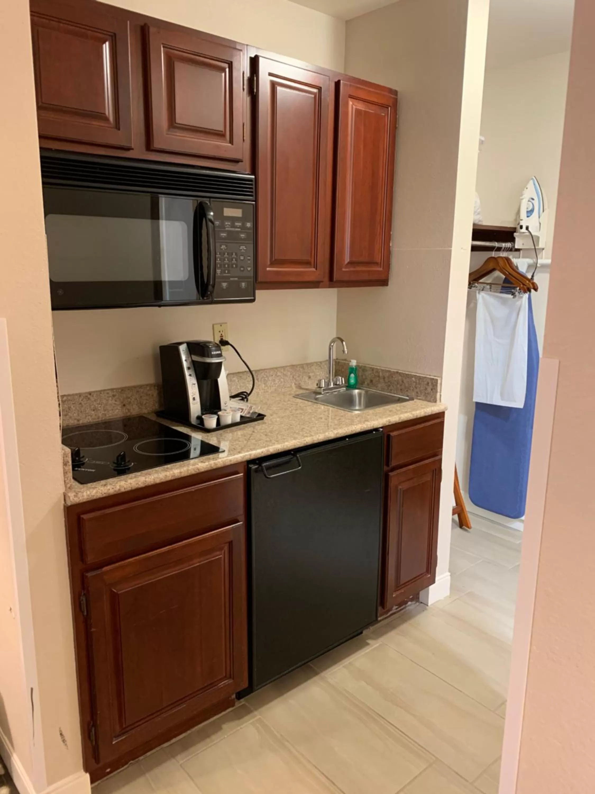 Studio Suite with Two Queen Beds - Non-Smoking in Wingate by Wyndham Brighton