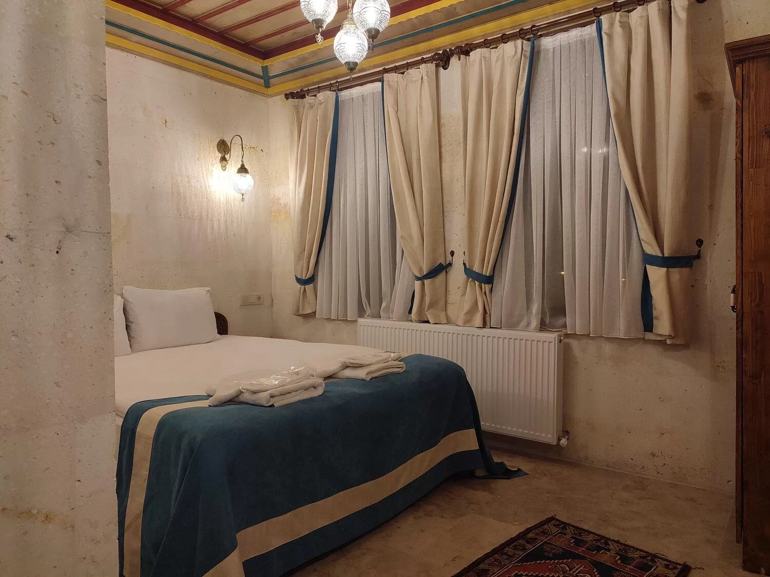 Standard Double Room in Balloon View Hotel