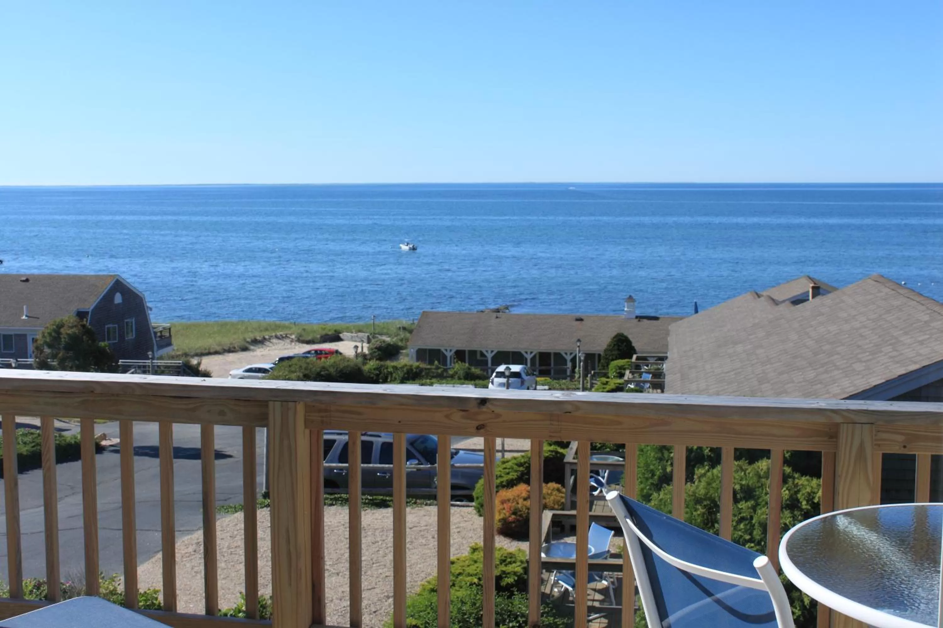 King Room with Partial Sea View in Chatham Tides