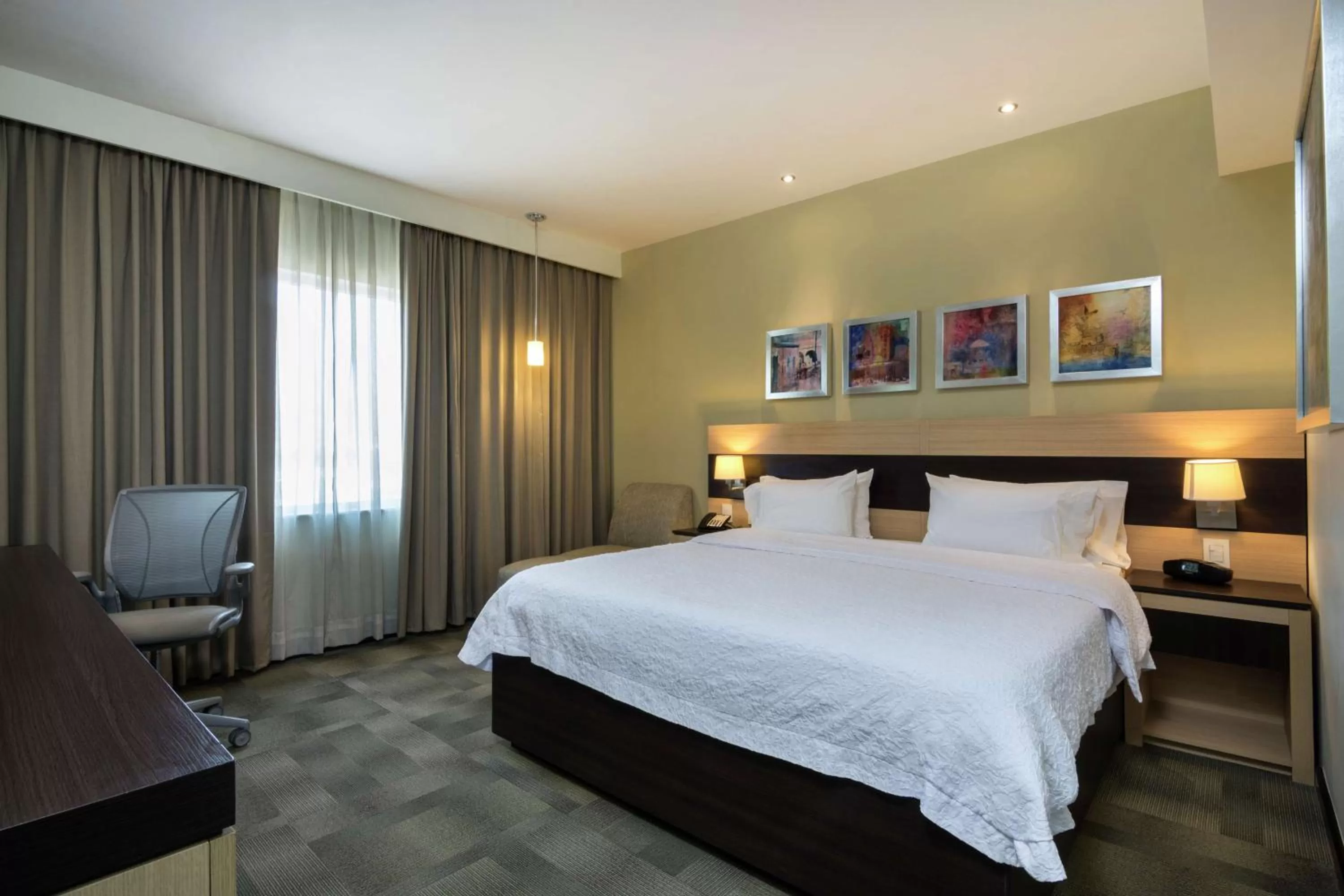 King Room - Non-Smoking in Hampton Inn by Hilton Silao-Aeropuerto, Mexico
