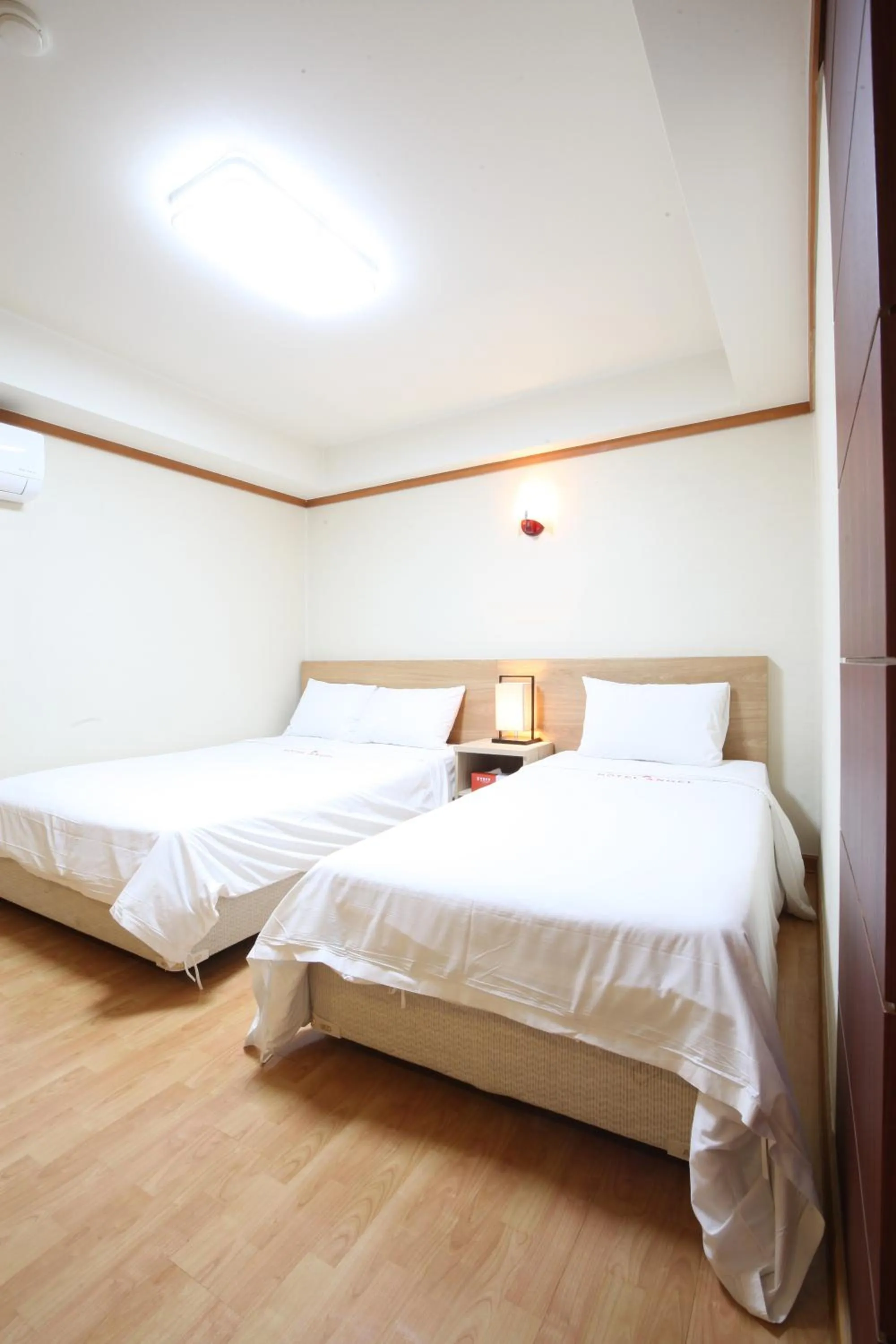 Royal Suite in Angel Hotel