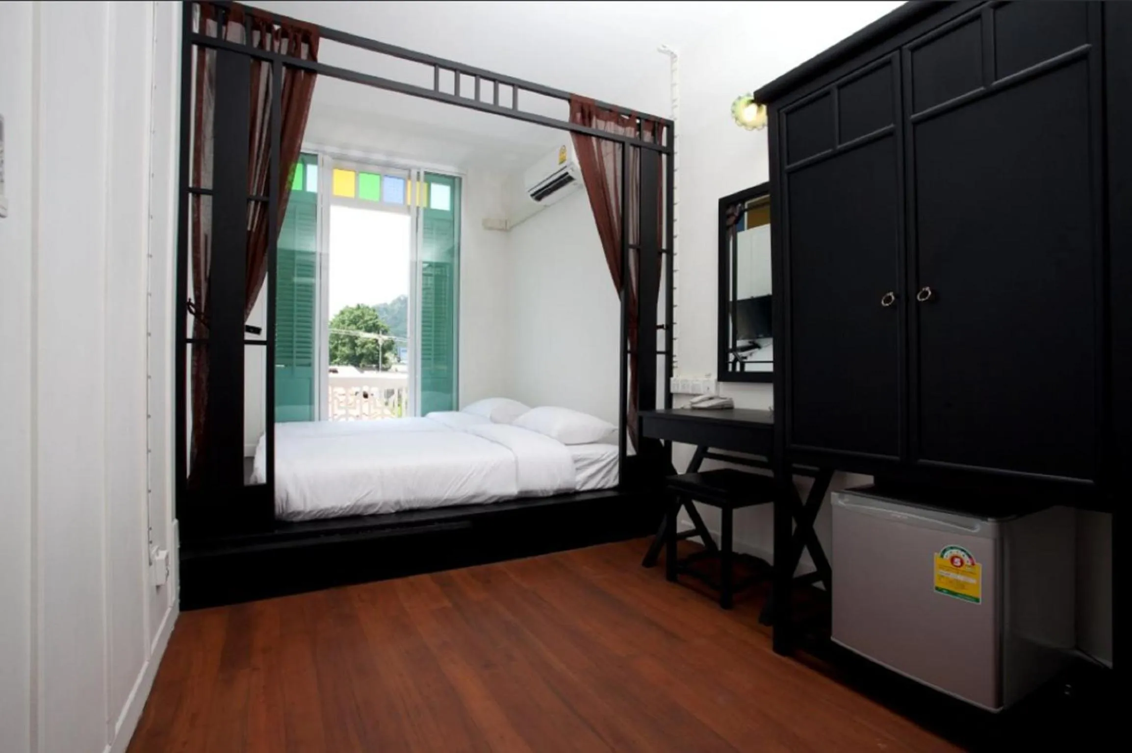 Standard Twin Room with Balcony in 99 Oldtown Boutique Guesthouse SHA EXTRA PLUS