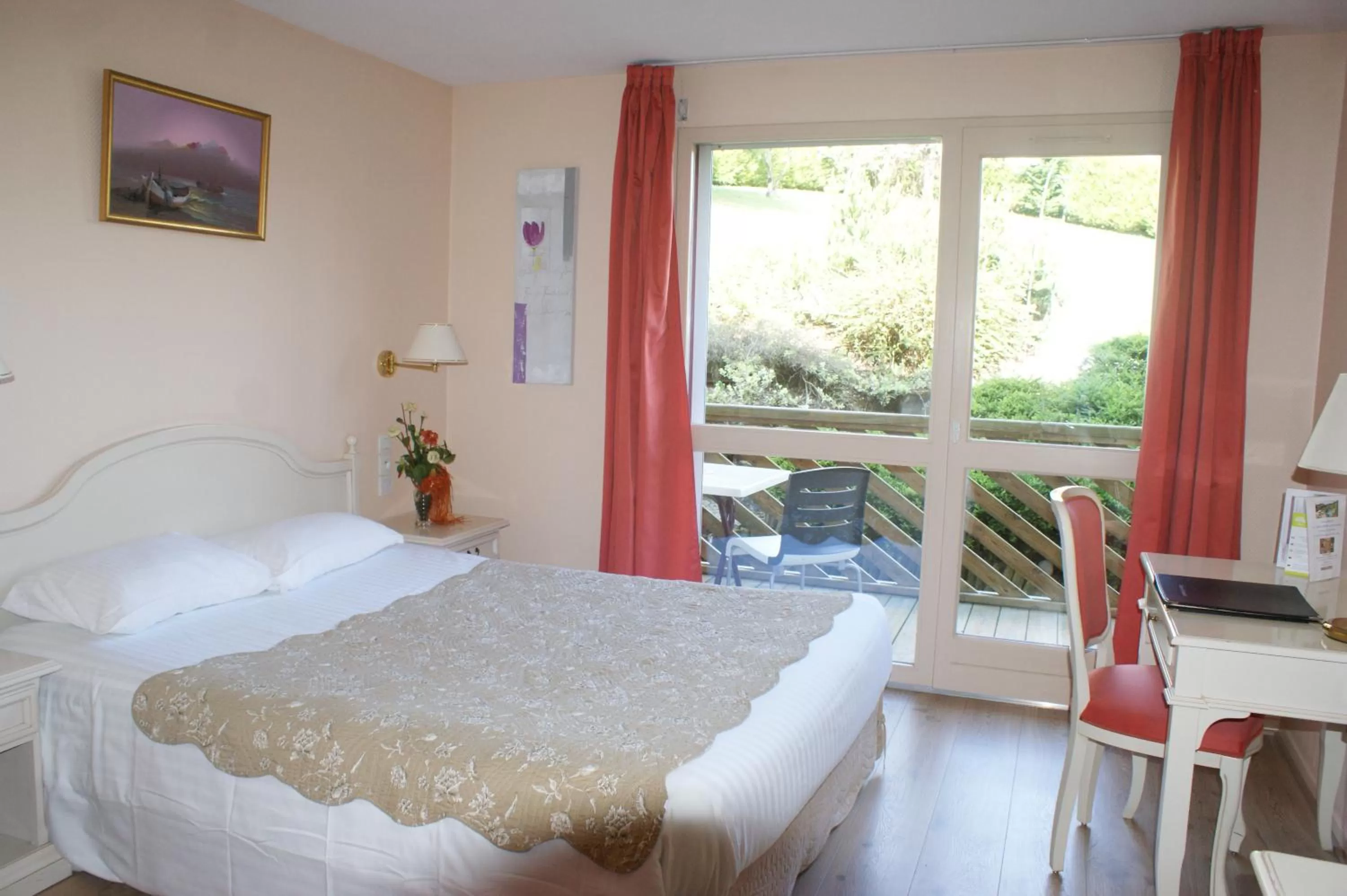 Double Room in Hotel Blanc