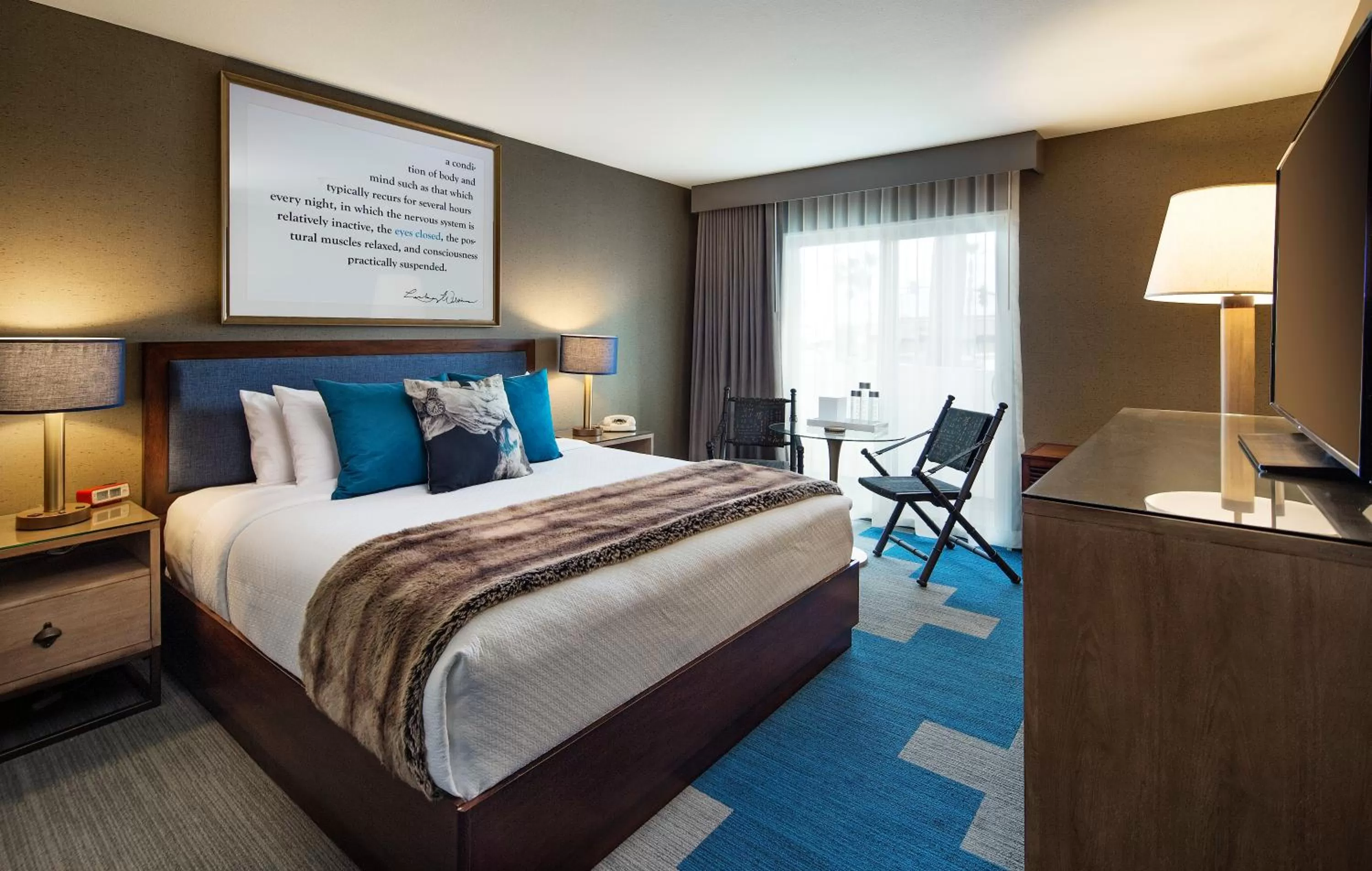 King Room with City View in Hotel Hermosa