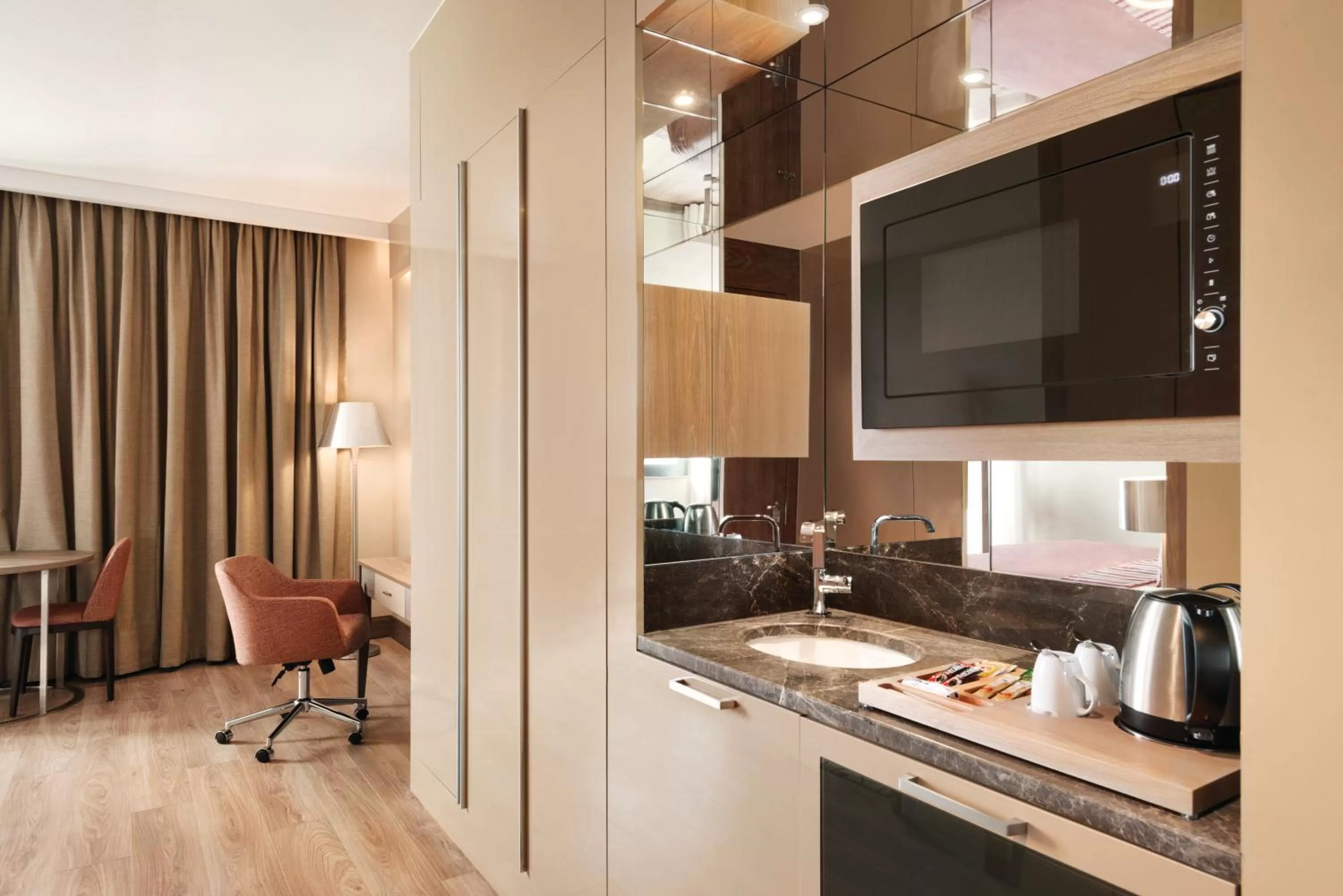 Queen Suite - Non-Smoking in TRYP by Wyndham Istanbul Basın Ekspres