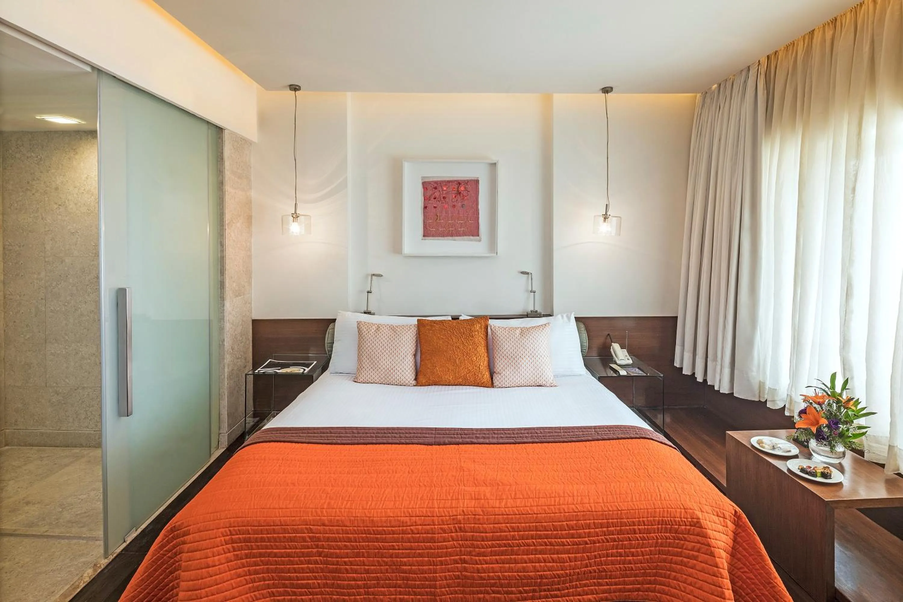 Luxury Room with breakfast  - single occupancy in The Park New Delhi