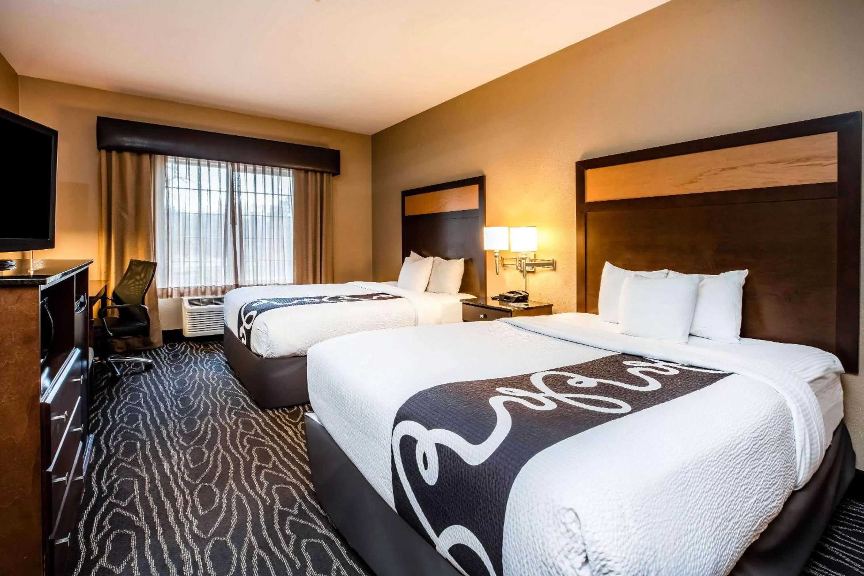 Queen Room with Two Queen Beds in La Quinta by Wyndham Eugene