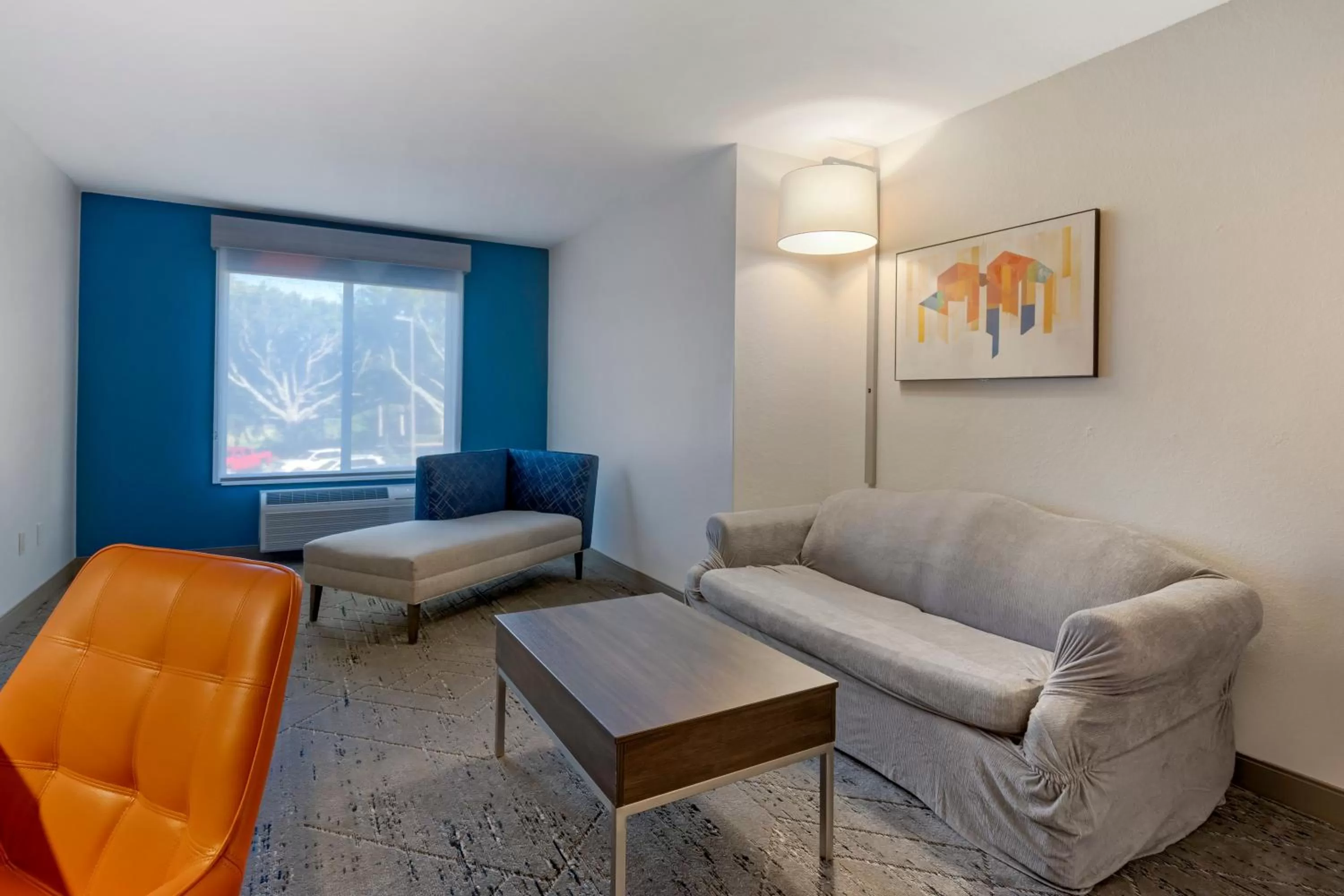 King Suite with Sofa Bed - Non-Smoking in Holiday Inn Express Hotel & Suites - The Villages by IHG