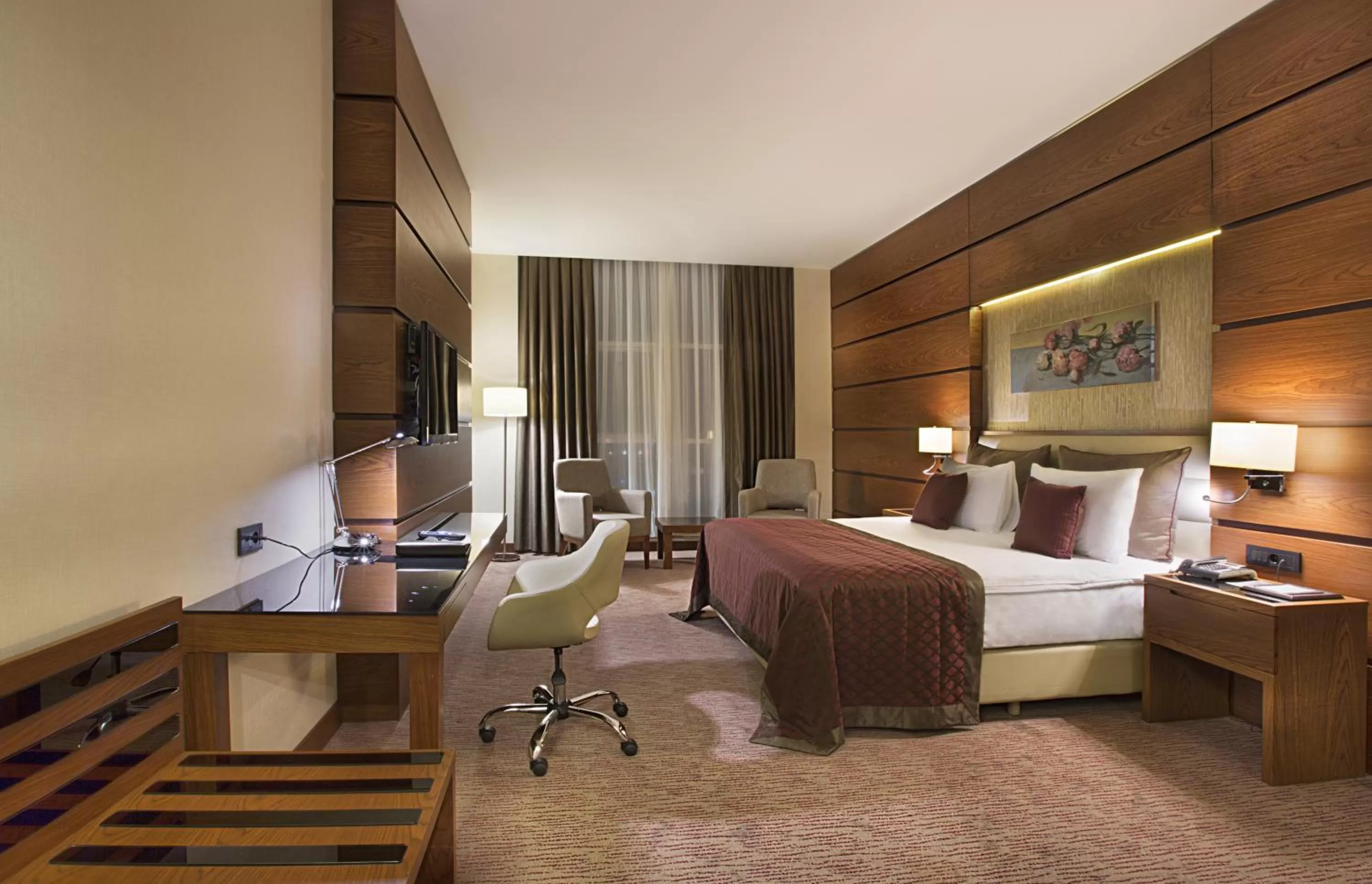 Deluxe Double or Twin Room in Dedeman Erbil Hotel City Center