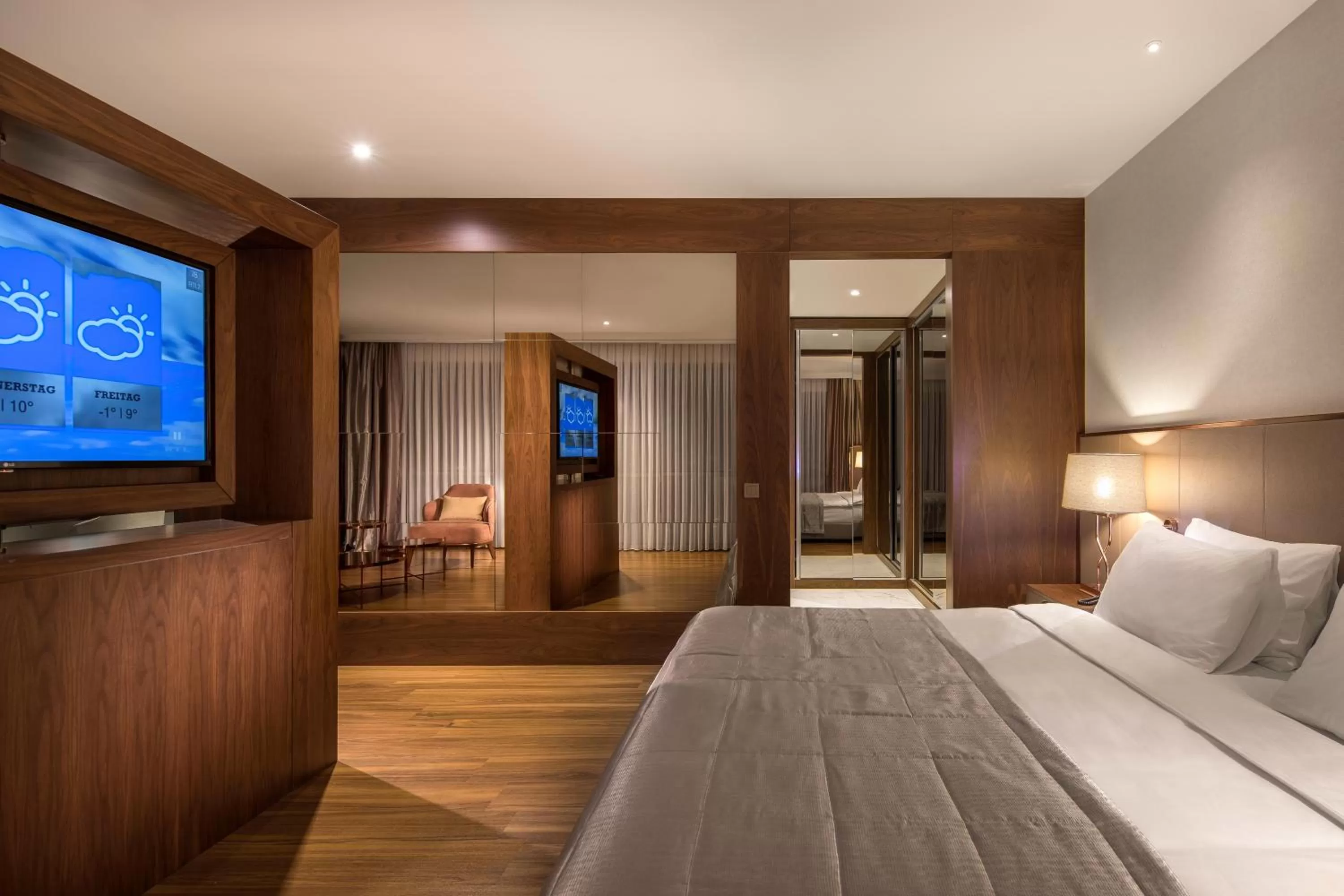 Junior Suite with Golden Horn View in Lionel Hotel Istanbul