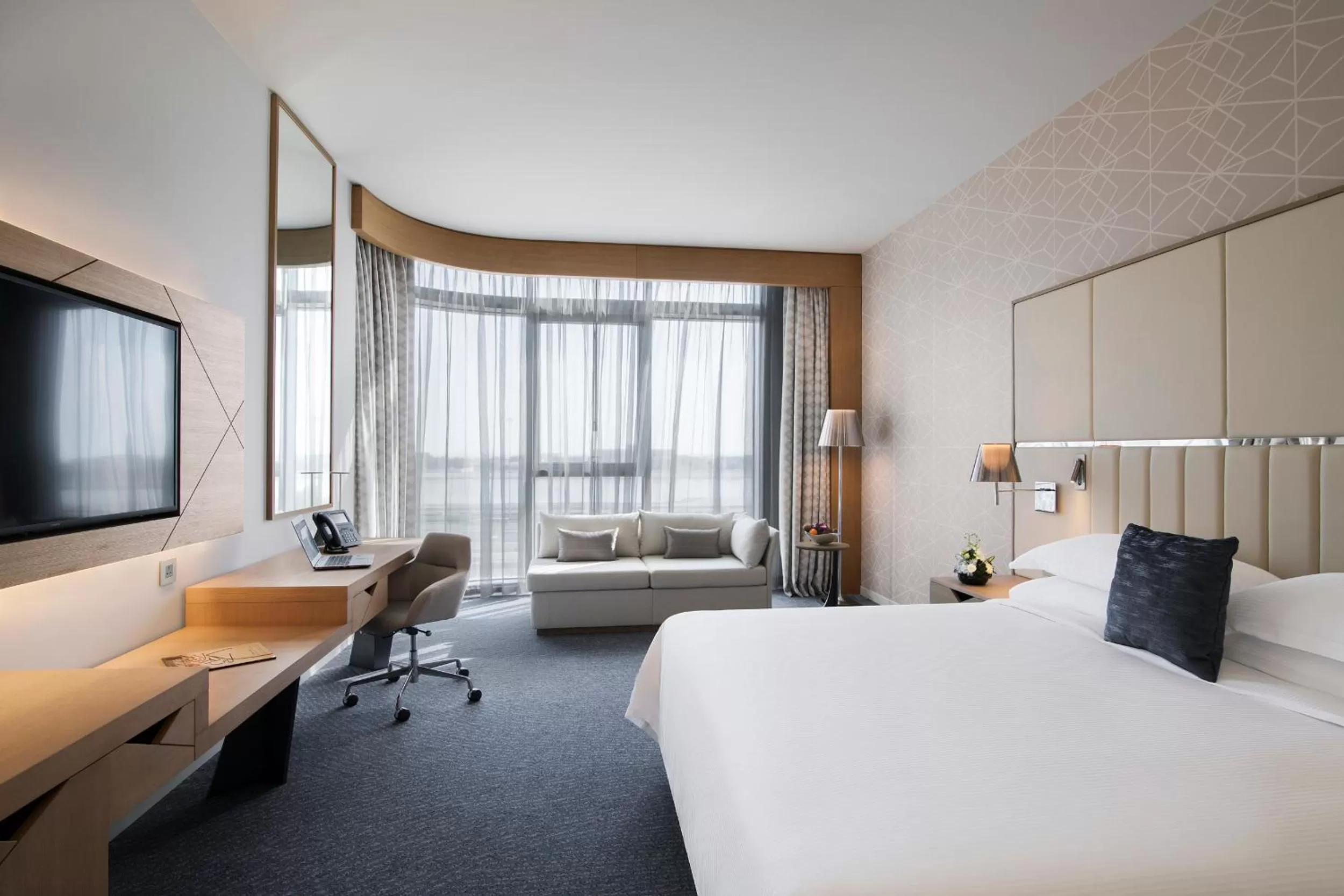 Large Corner Room - King Bed in Pearl Rotana Capital Centre