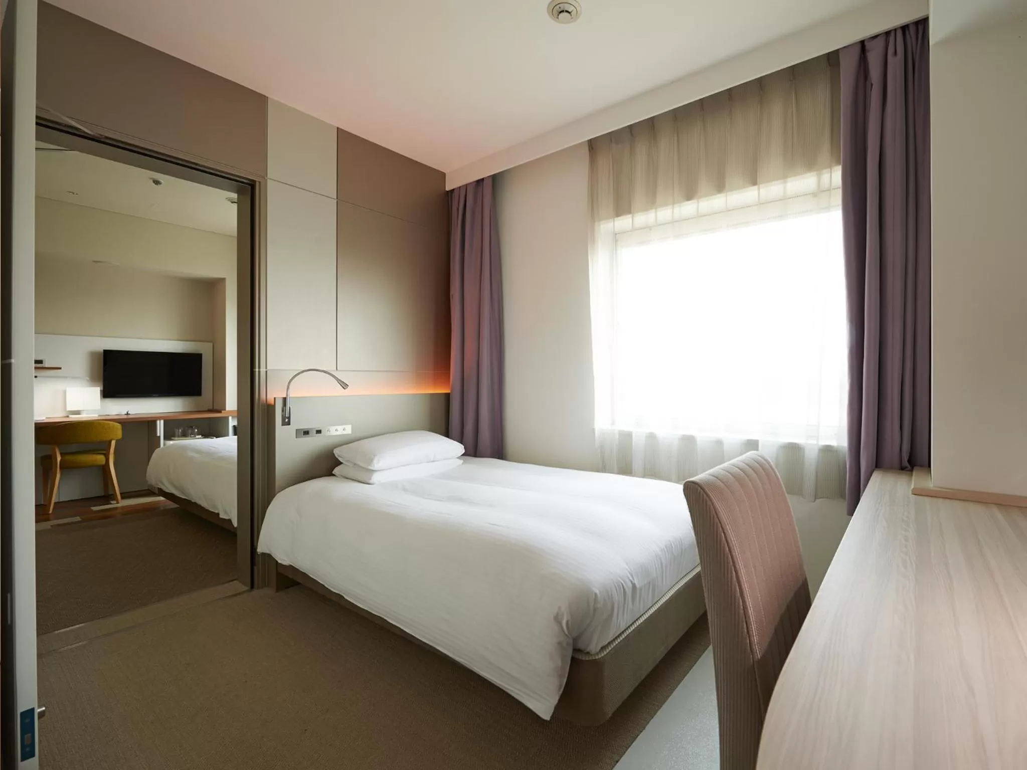 Style Two Connecting Single Rooms (2 Adults) - Main Building - Non-Smoking in Hotel Nikko Narita