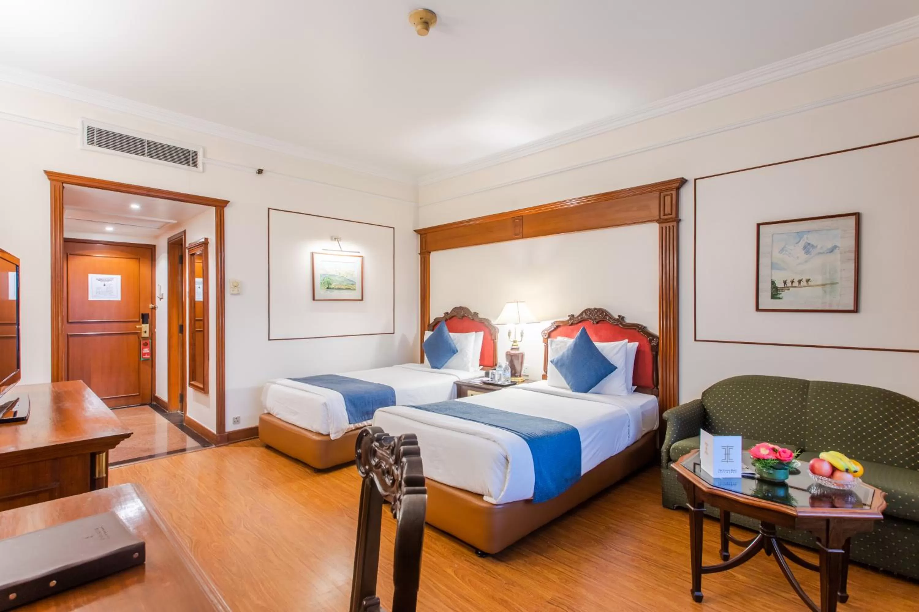 Deluxe Twin Room - single occupancy - 20% discount on Spa & Laundry in The Everest Hotel