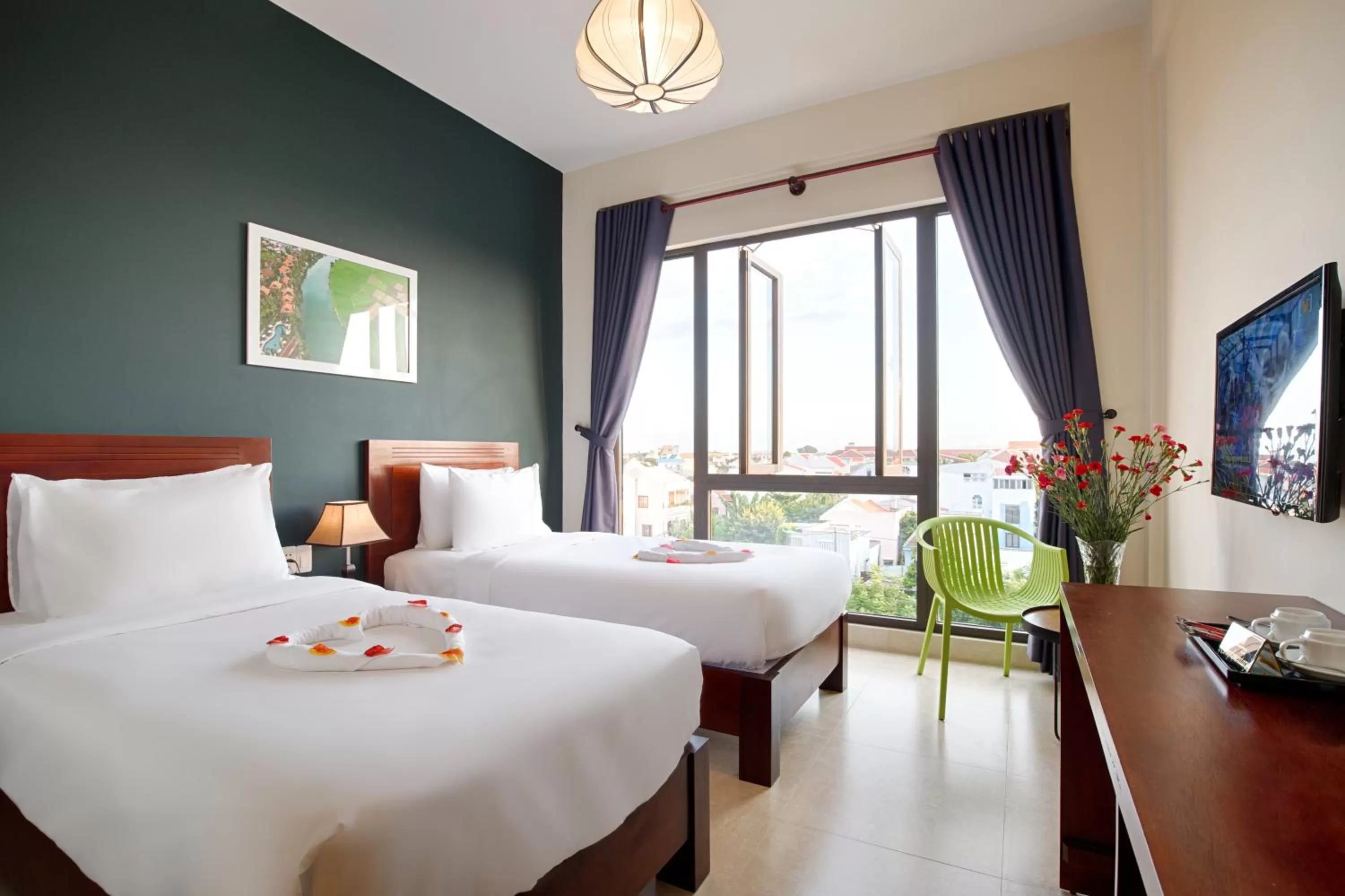 Superior Twin Room in Hoi An Green Apple Hotel