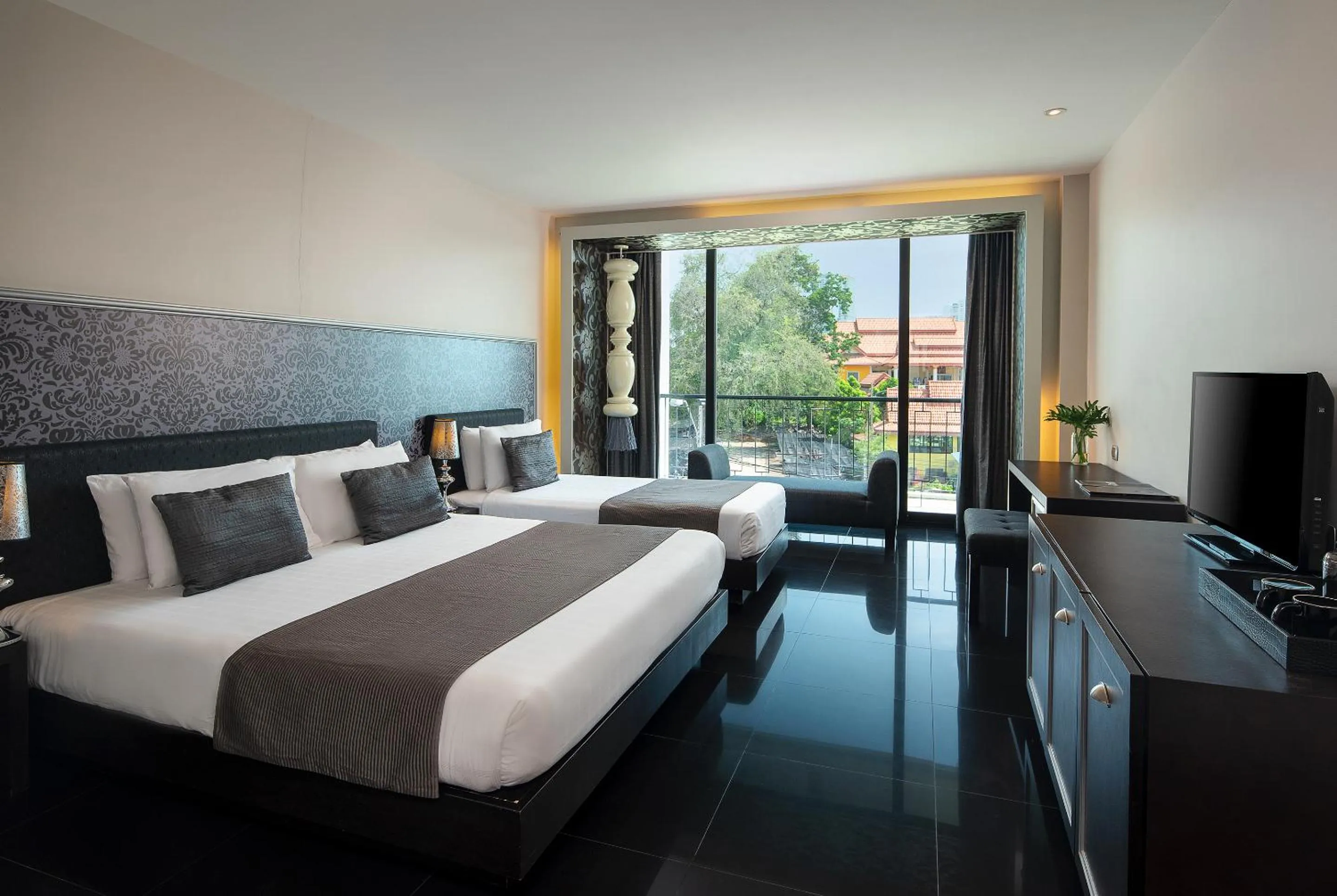 Superior Twin Room with City View in Way Hotel Pattaya